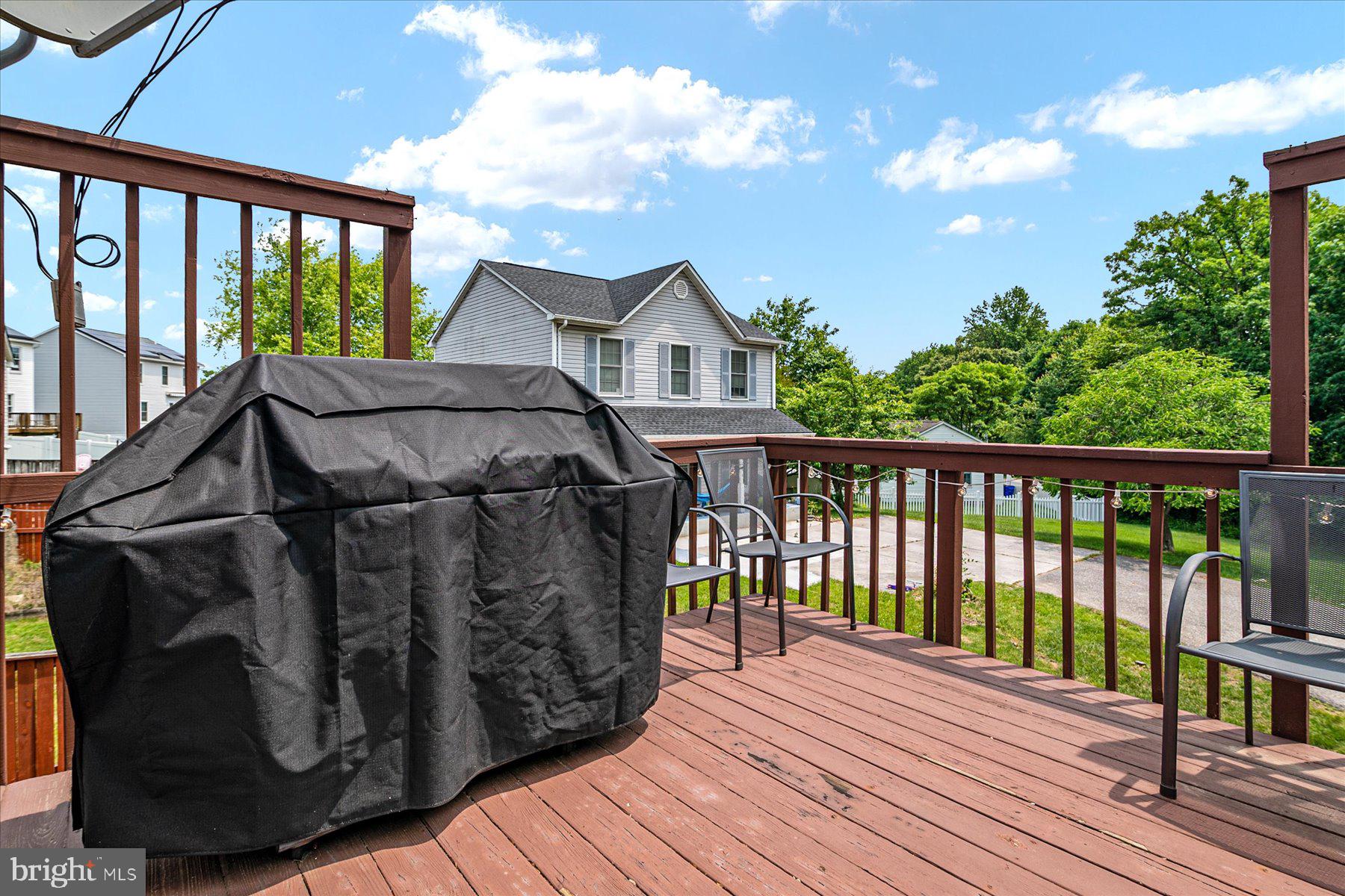 MEADOWRIDGE LANDING - Residential