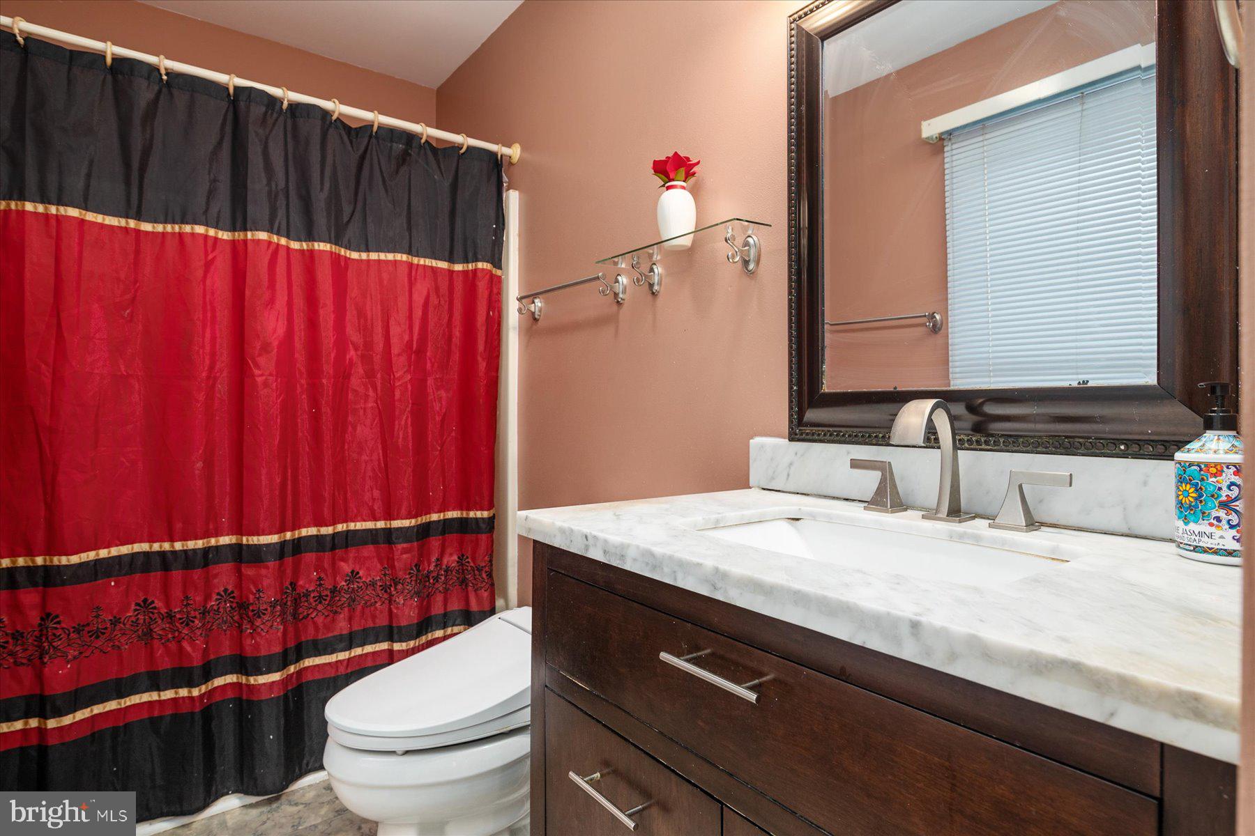 MEADOWRIDGE LANDING - Residential