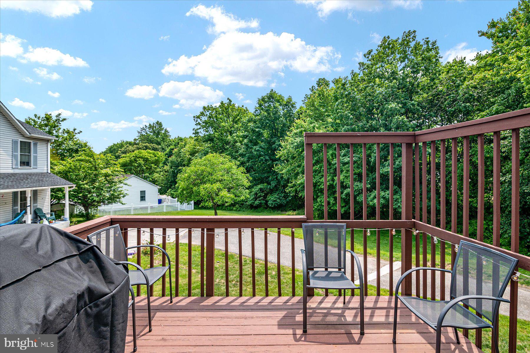 MEADOWRIDGE LANDING - Residential