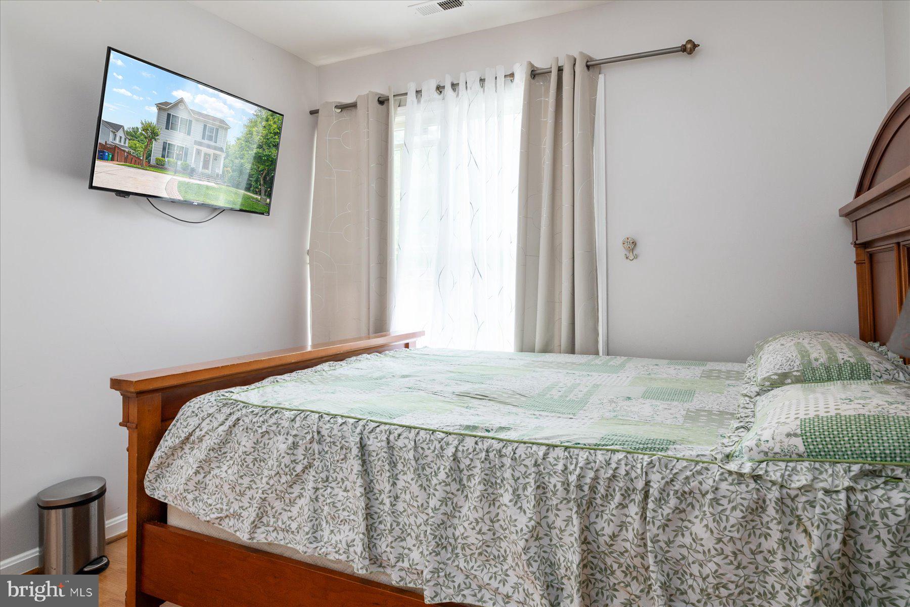 MEADOWRIDGE LANDING - Residential