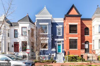 Townhouse at 133 THOMAS STREET NW