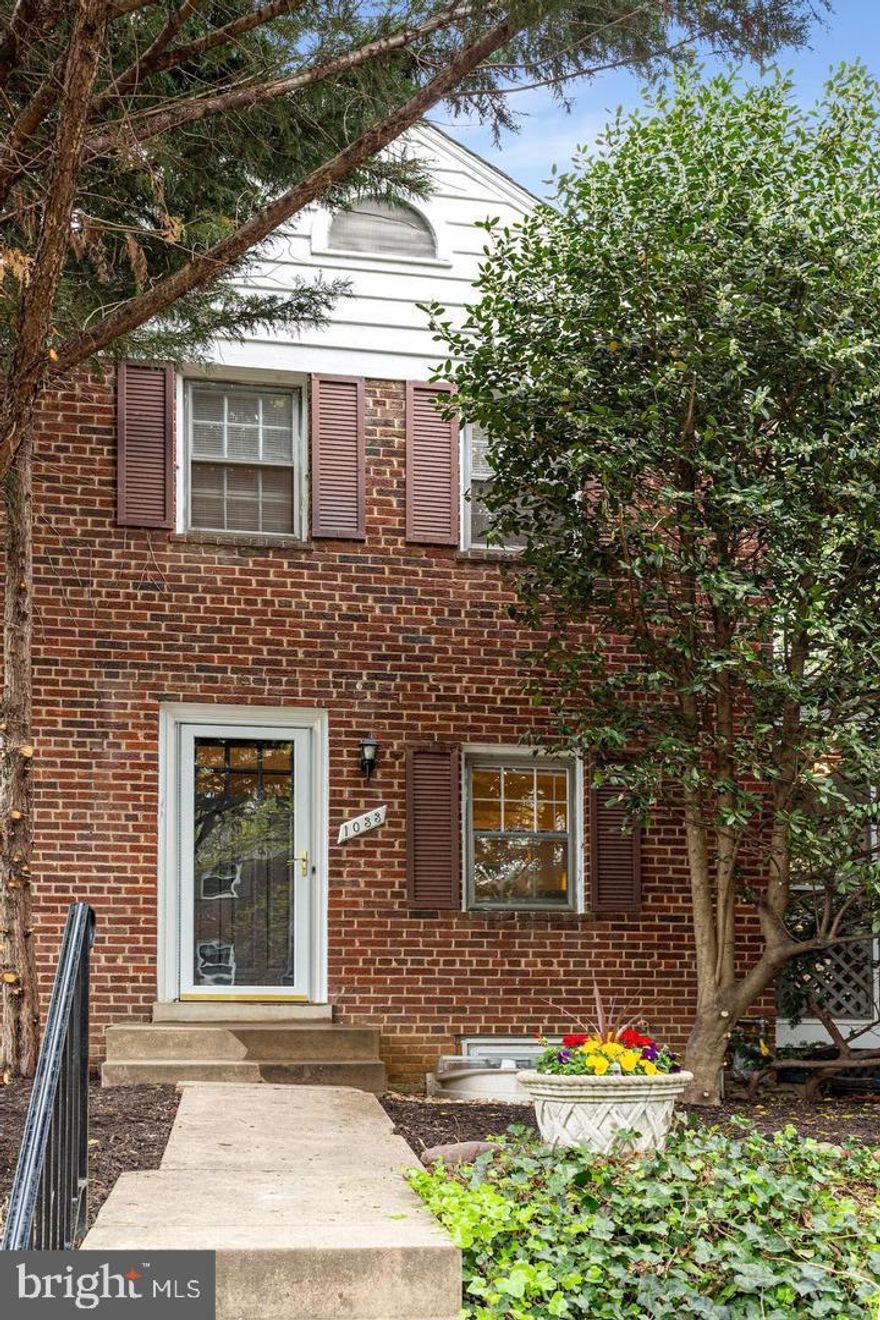 AVAILABLE OCTOBER 2025 ---  Beautifully updated END UNIT Townhome in the heart of Ballston. 
Under 3 Blocks to Virginia Square METRO.    2 Bright BEDROOMS on the Upper floor with Full Bathroom.   Lower Basement could be used as Third Bedroom or Living Room  with Additional  Full Bathroom  + Shower in Basement.   Bright Main Level with updated Kitchen, Stainless Steel Appliances and peaceful rear screened Deck.   Sizable living room and separate dining area with beautiful hardwood floors throughout.  One year minimum lease.  One small Dog, case by case, with fee + deposit.   Unfurnished.  Welcome Home!!