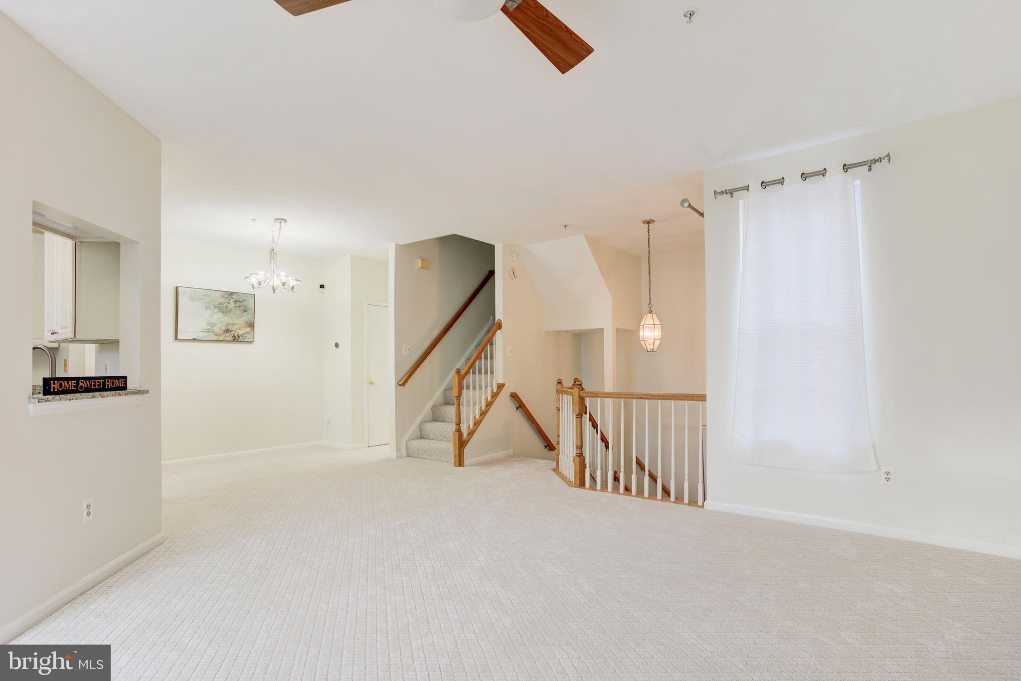 ASHBURN VILLAGE - Residential