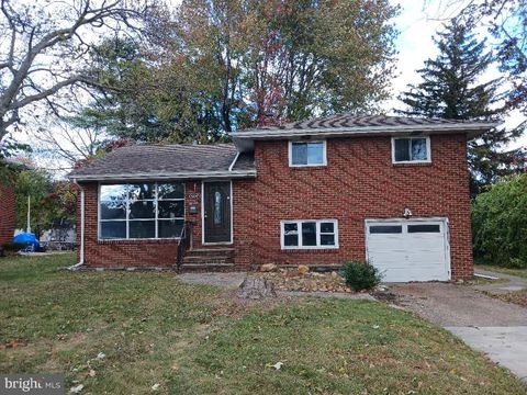 Photo of 4209 Royal Avenue, PENNSAUKEN, NJ 08109 (MLS # NJCD2105572)