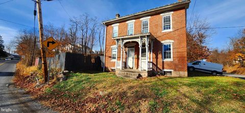 734 BRIDGEPORT ROAD LANDISBURG PA 17040