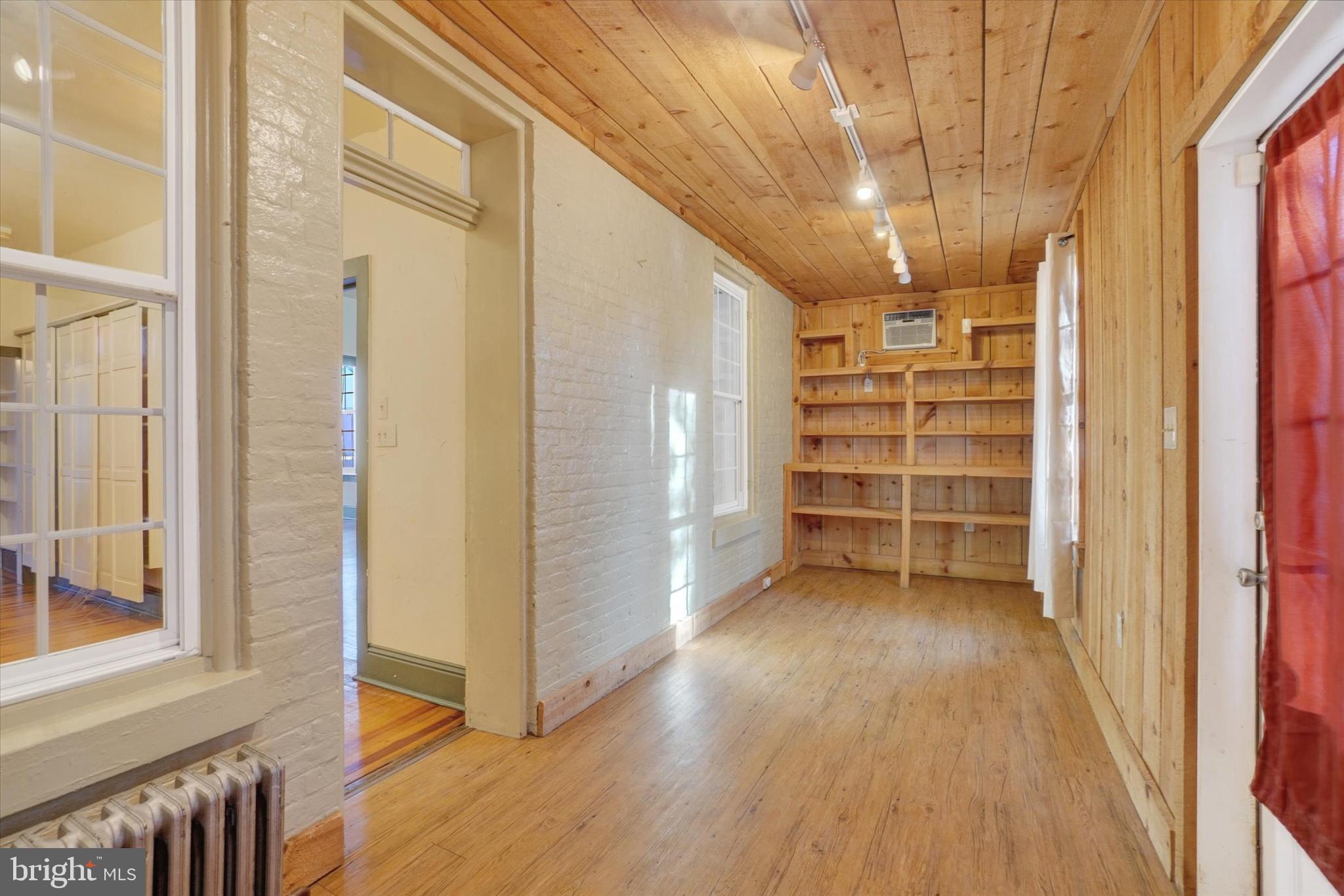 SHREWSBURY BORO - Residential