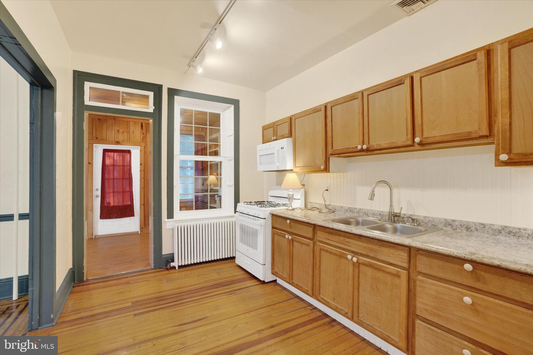 SHREWSBURY BORO - Residential