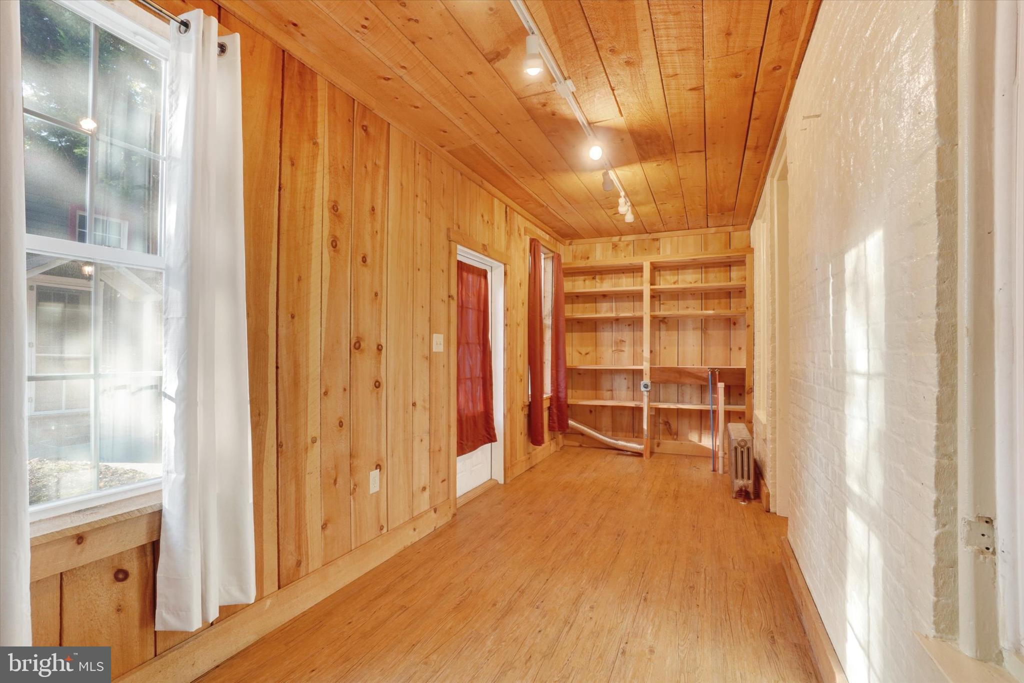 SHREWSBURY BORO - Residential