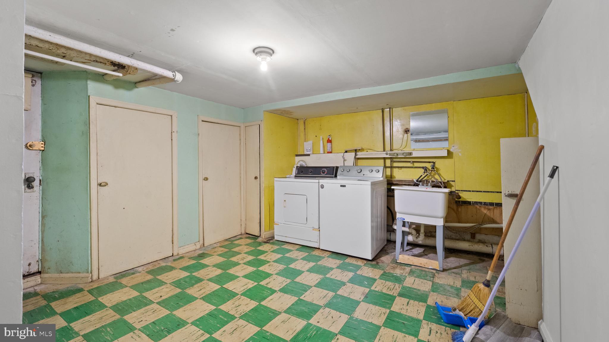 EDMONDSON - Residential Lease