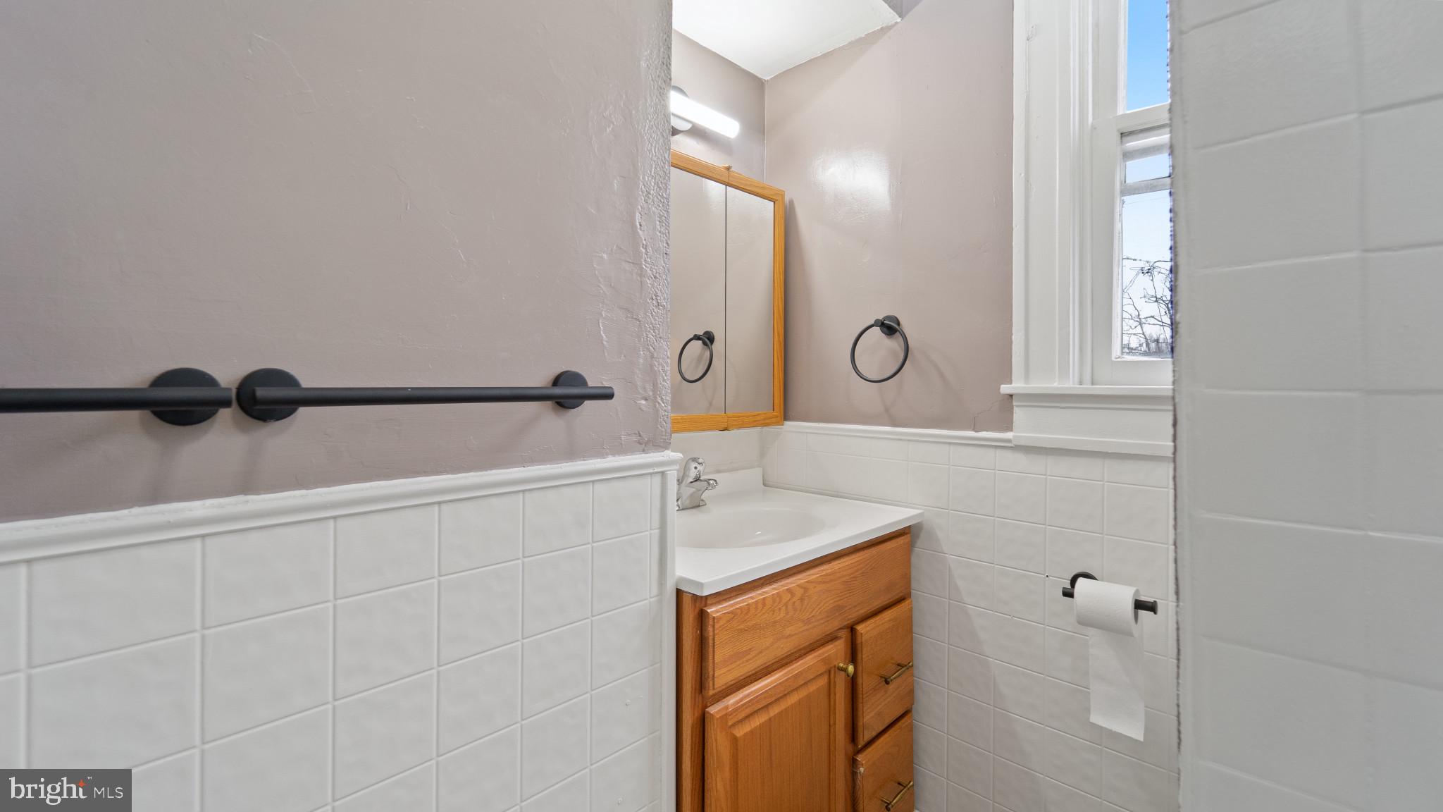 EDMONDSON - Residential Lease