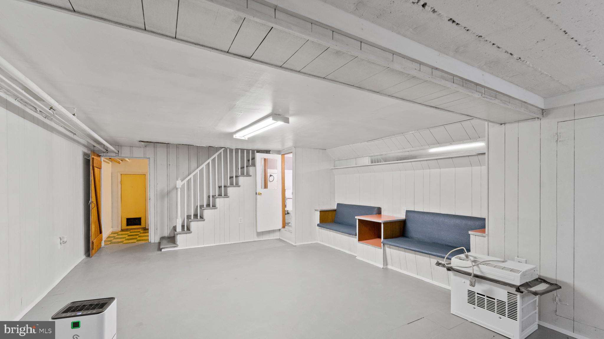 EDMONDSON - Residential Lease