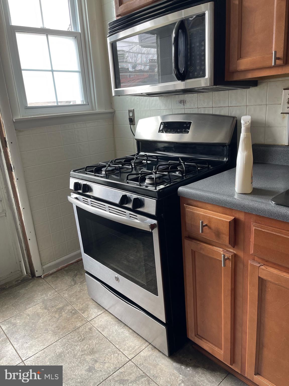 EDMONDSON - Residential Lease