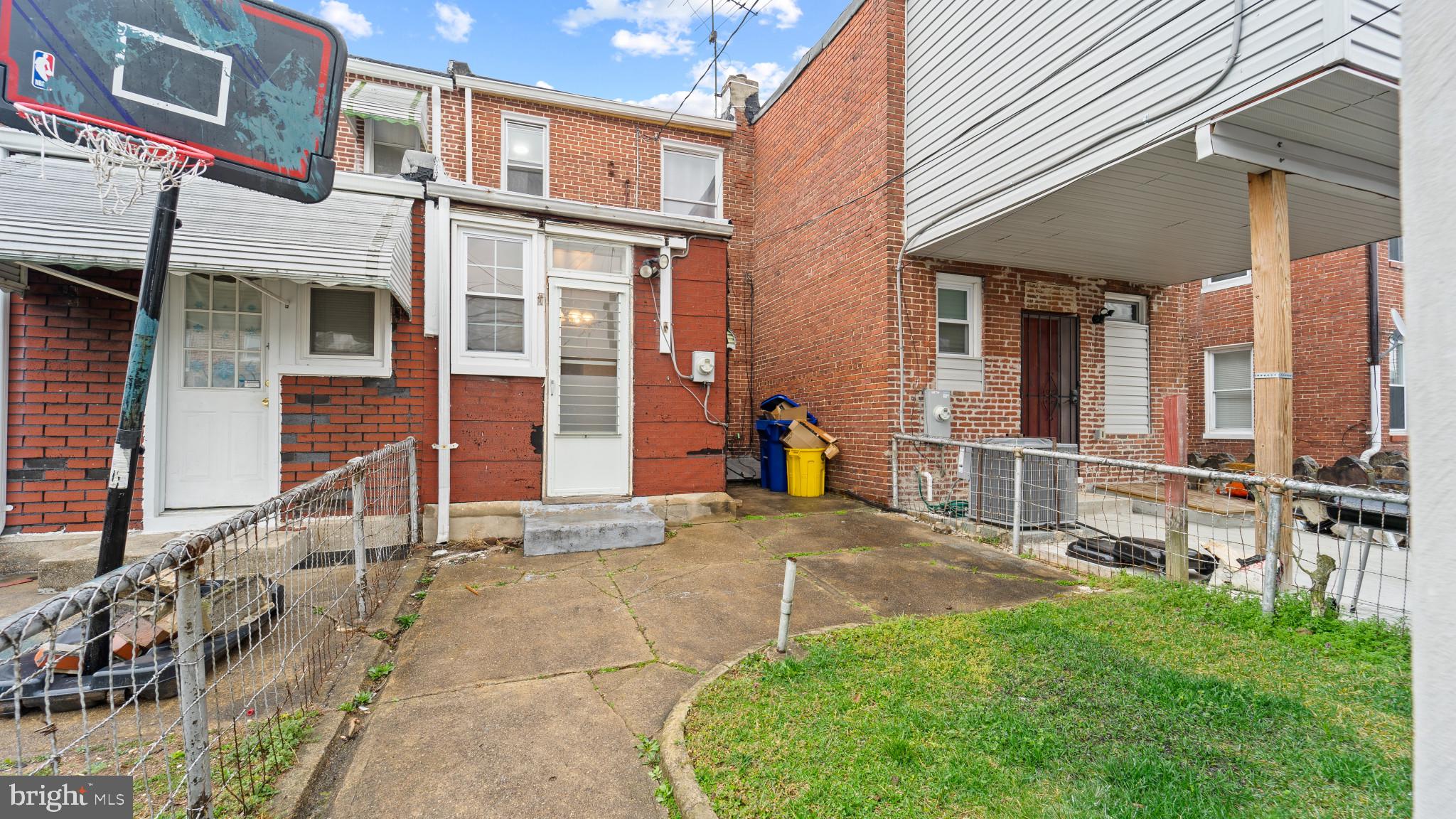 EDMONDSON - Residential Lease