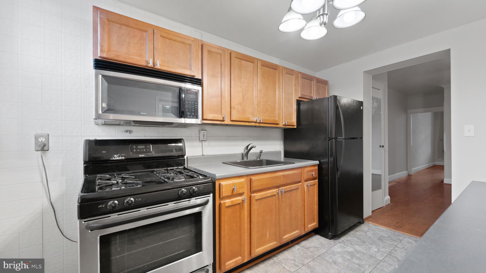 EDMONDSON - Residential Lease