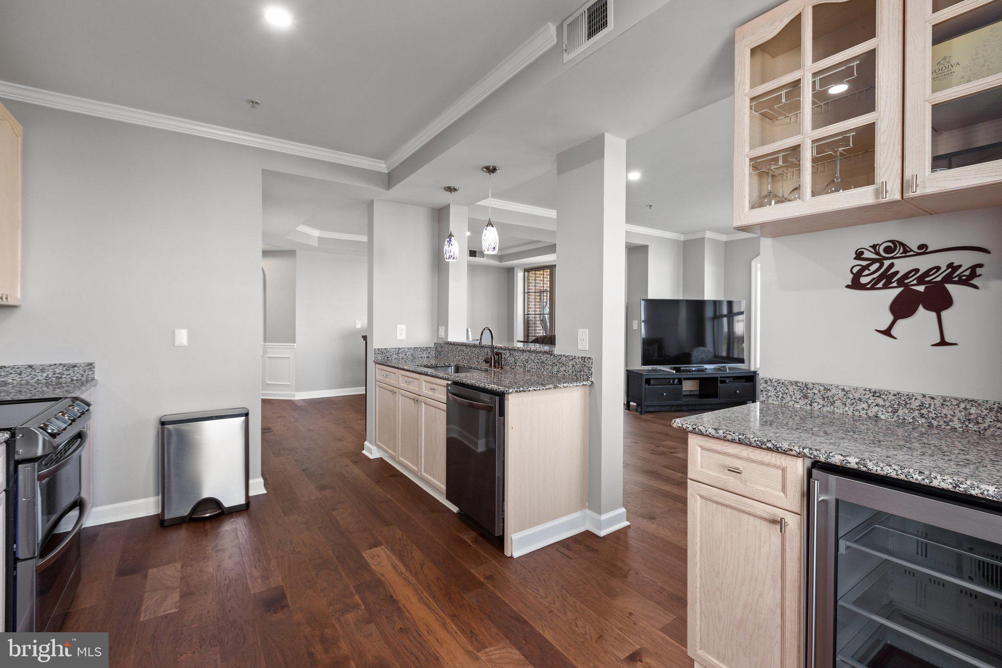 HARBOR VIEW - Residential