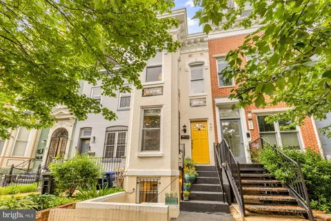 MLS: DCDC2199830