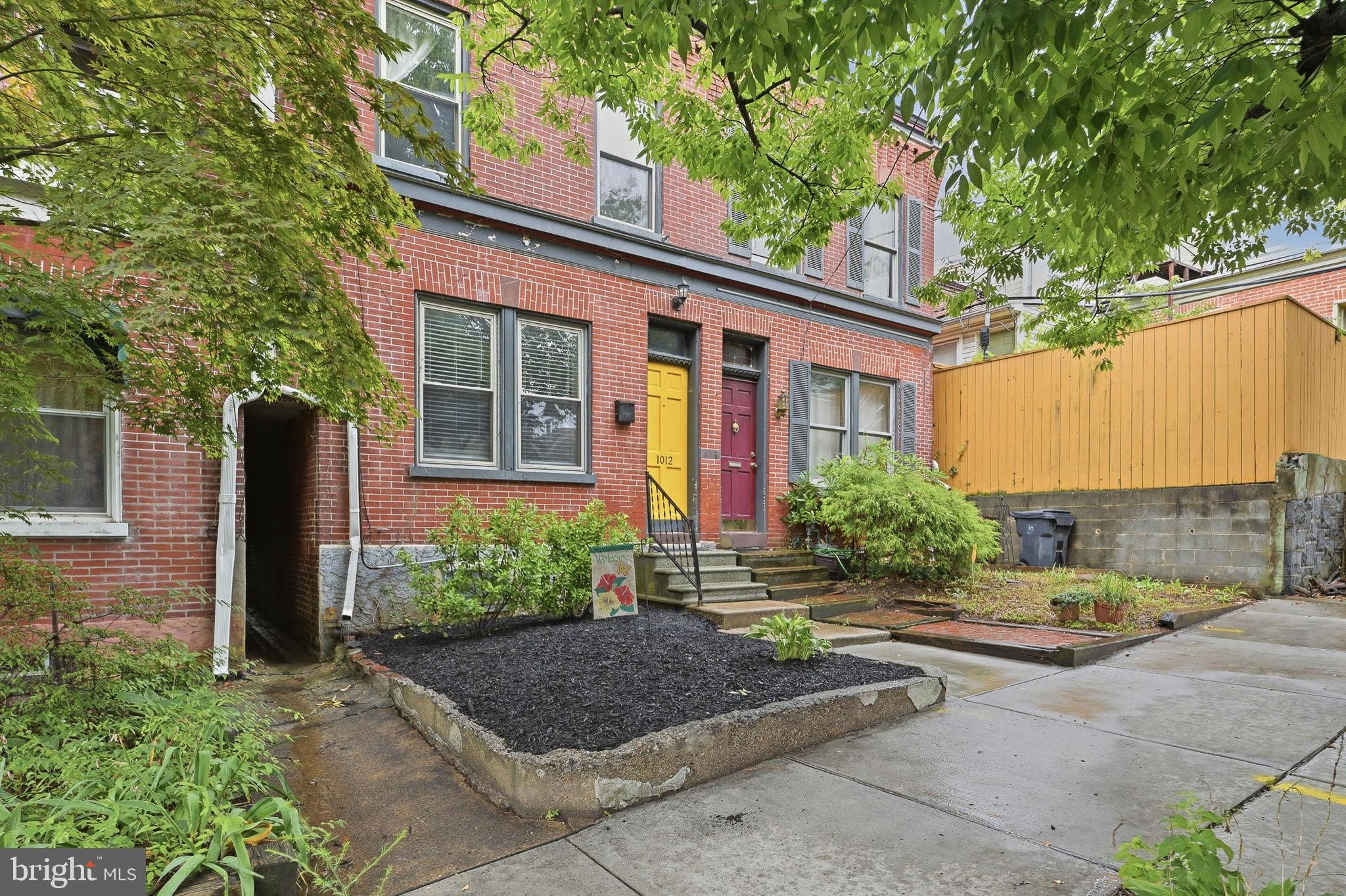 1012 KIRK AVENUE