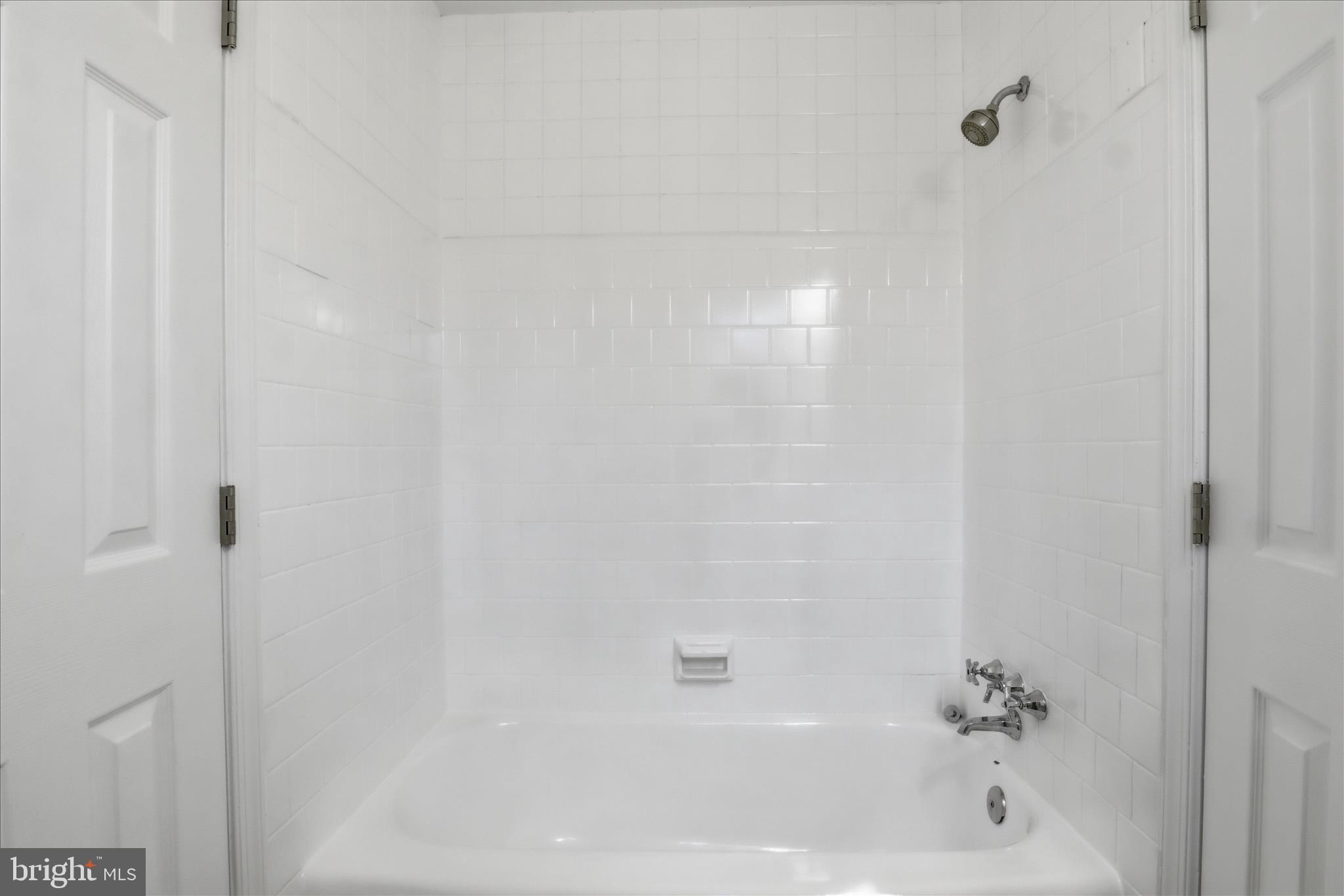 LINCOLNIA PARK - Residential