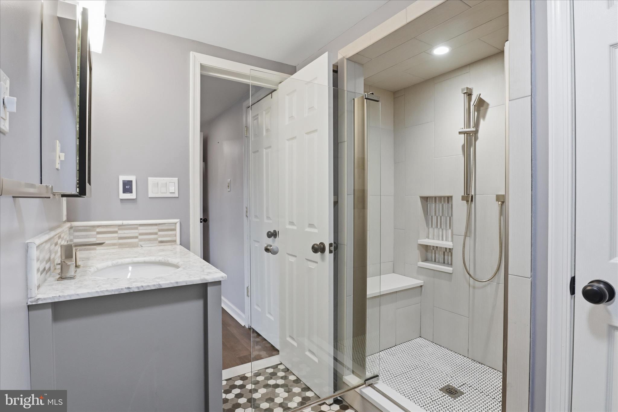 LINCOLNIA PARK - Residential