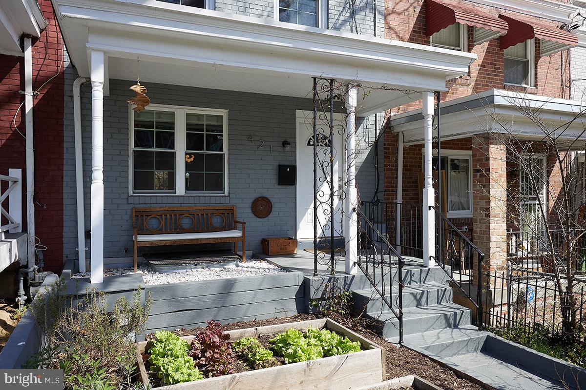 421 LONGFELLOW STREET NW