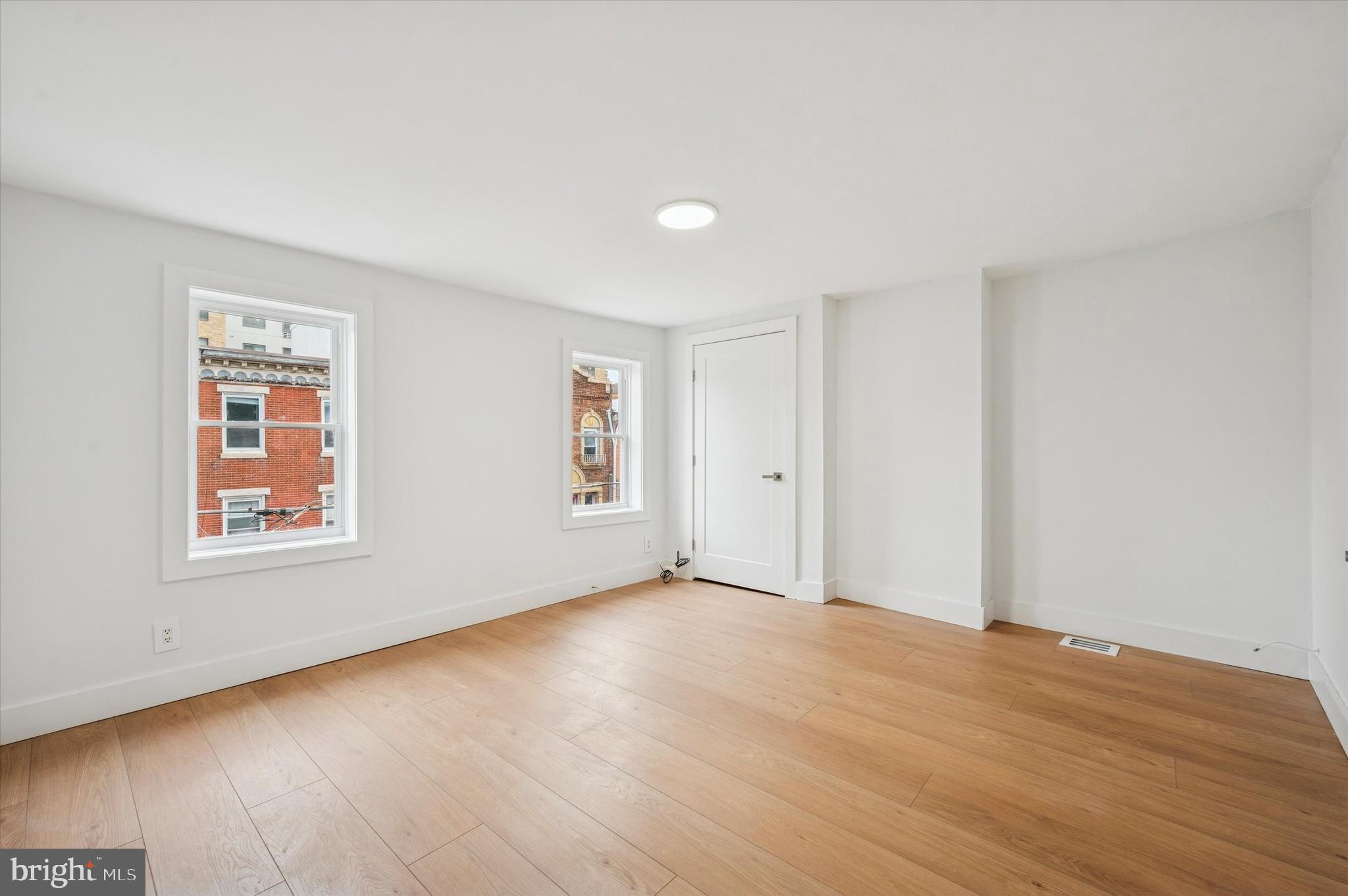 GRADUATE HOSPITAL - Residential