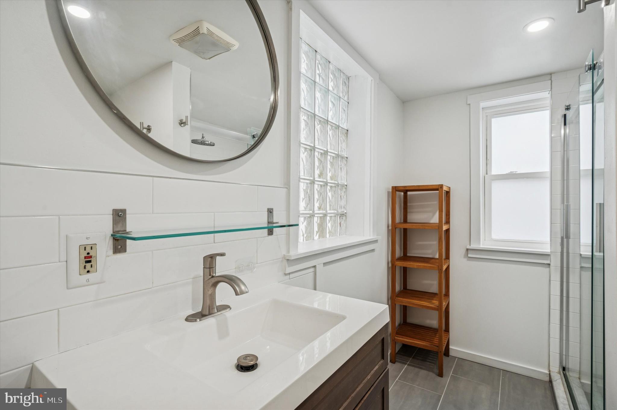 GRADUATE HOSPITAL - Residential