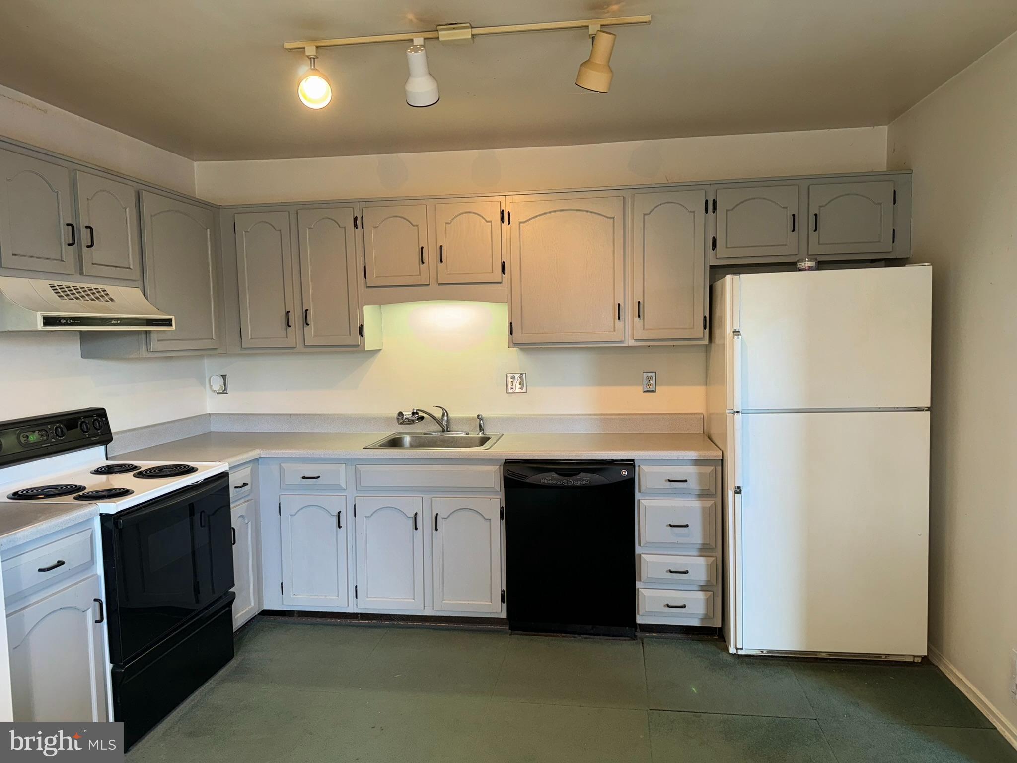 ARROWHEAD - Residential