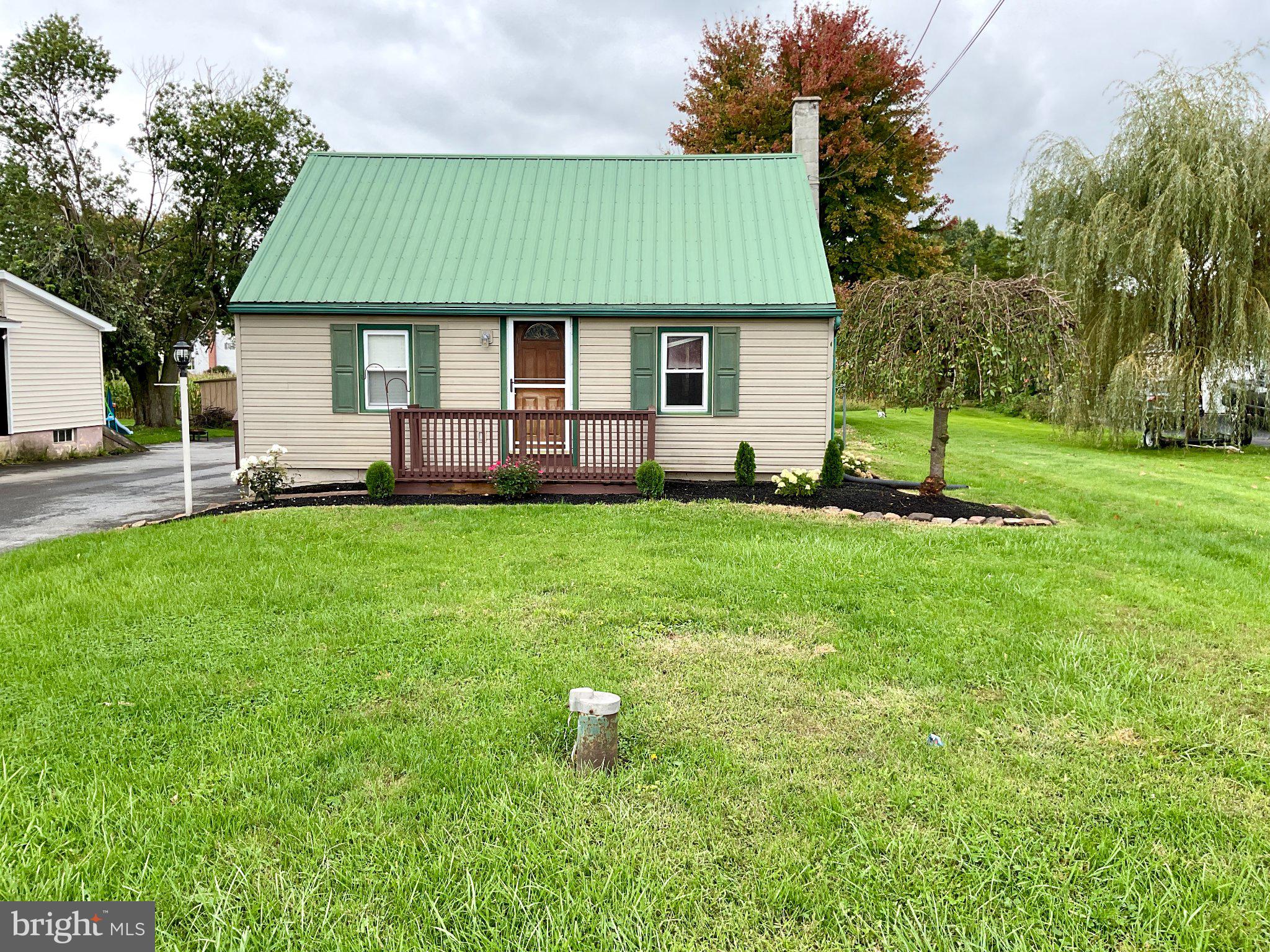 641 N FARMERSVILLE ROAD