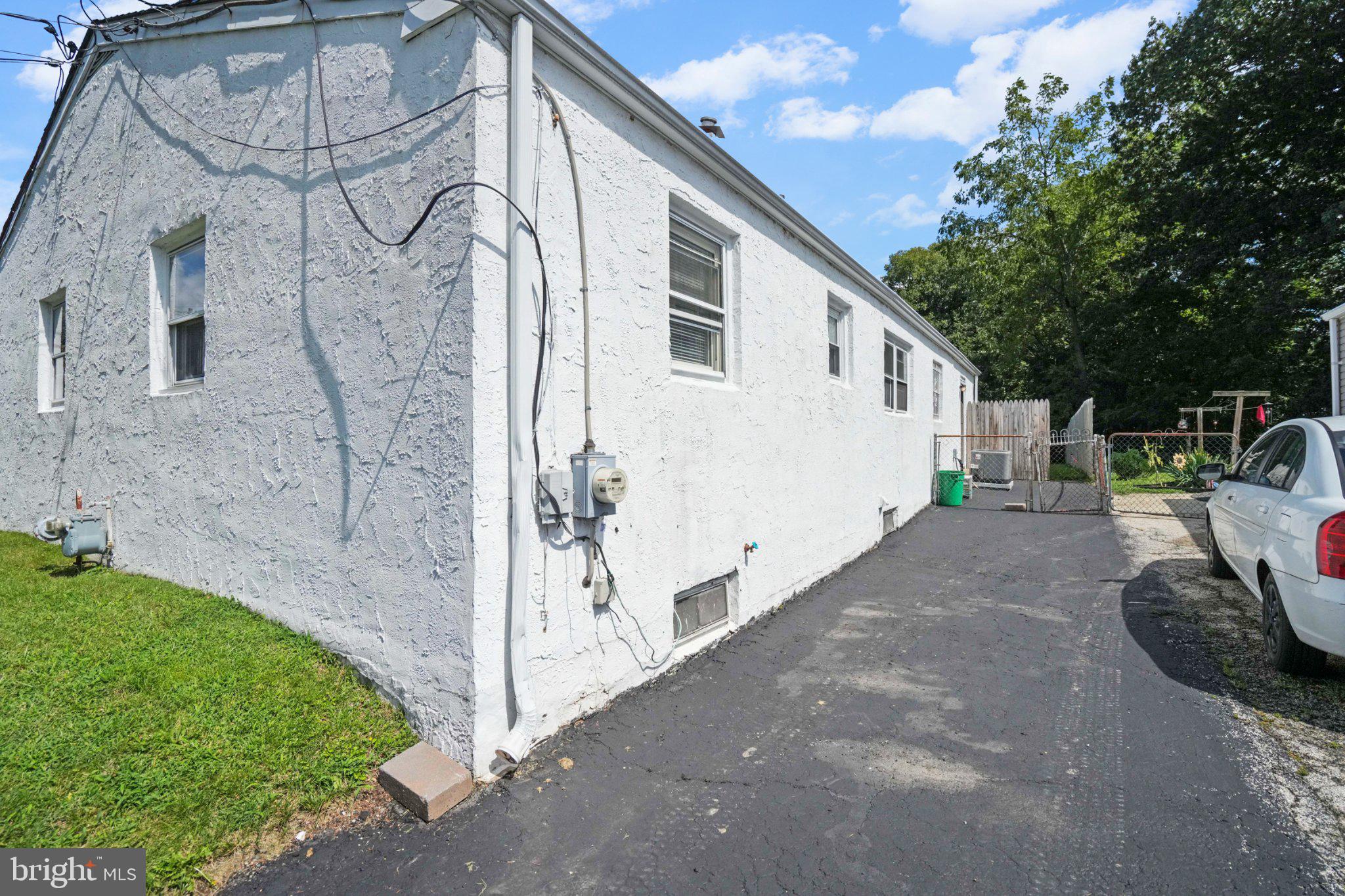 607 ASHLAND AVENUE