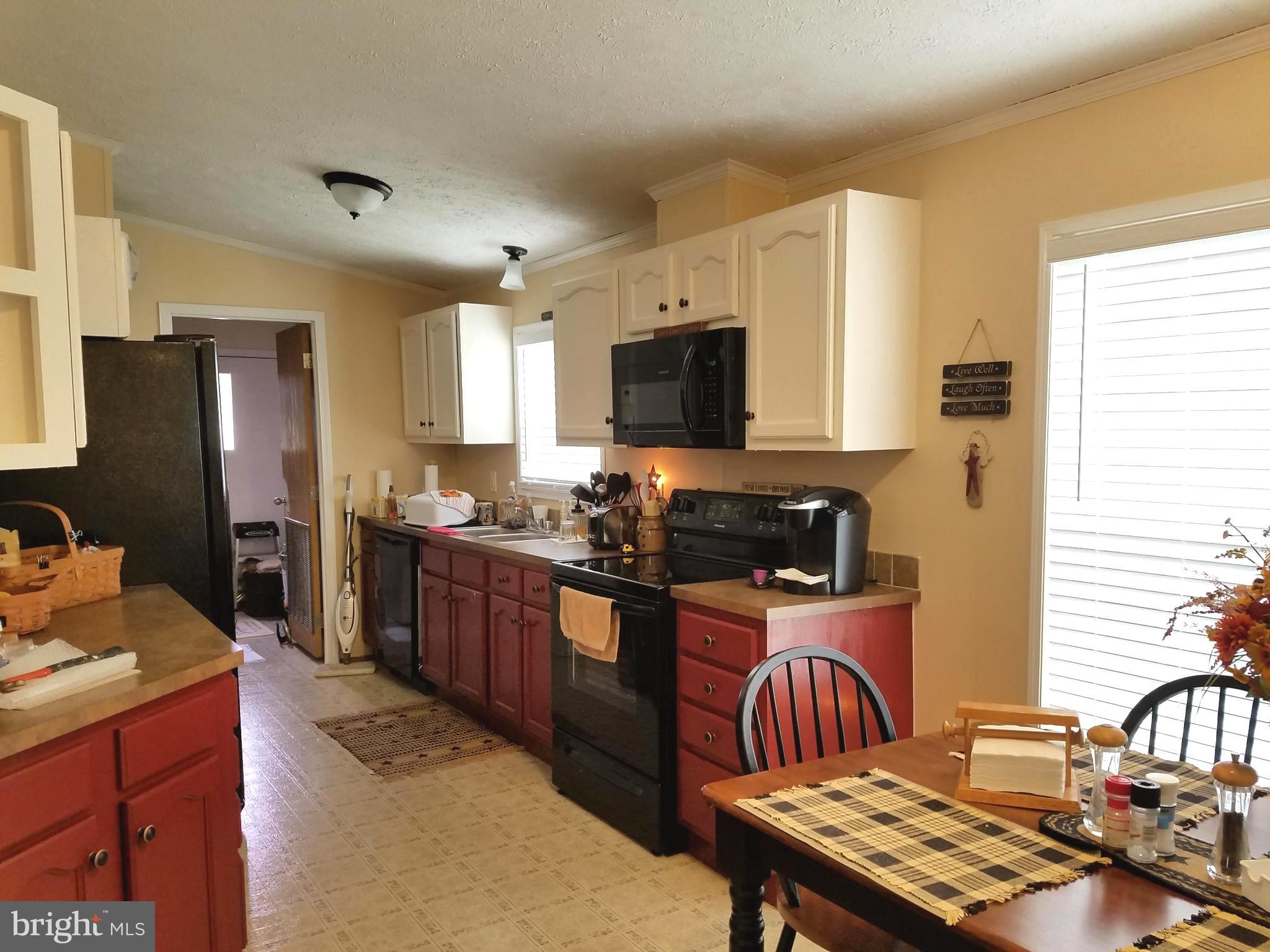 HEBRON WOODS - Residential