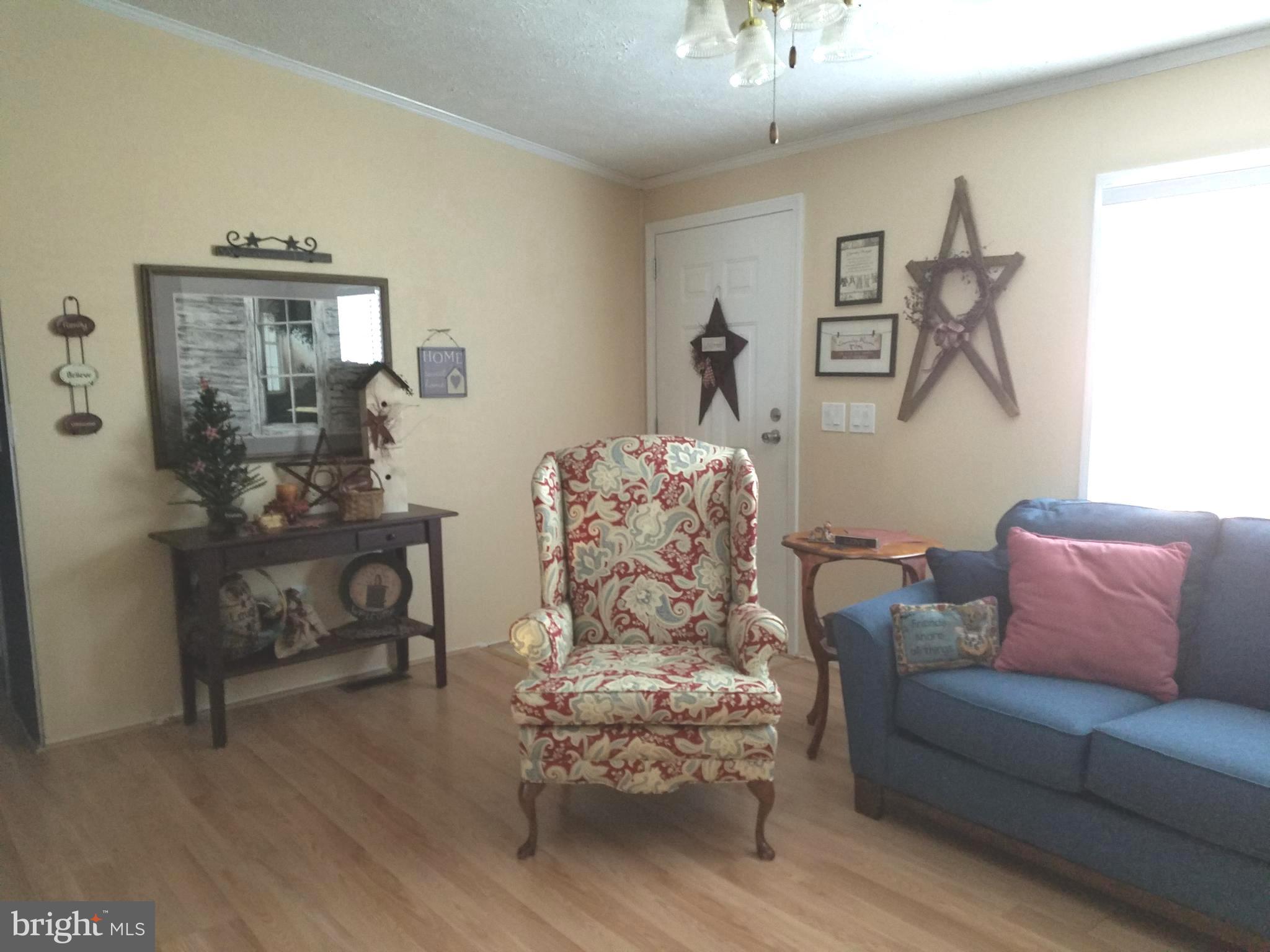 HEBRON WOODS - Residential