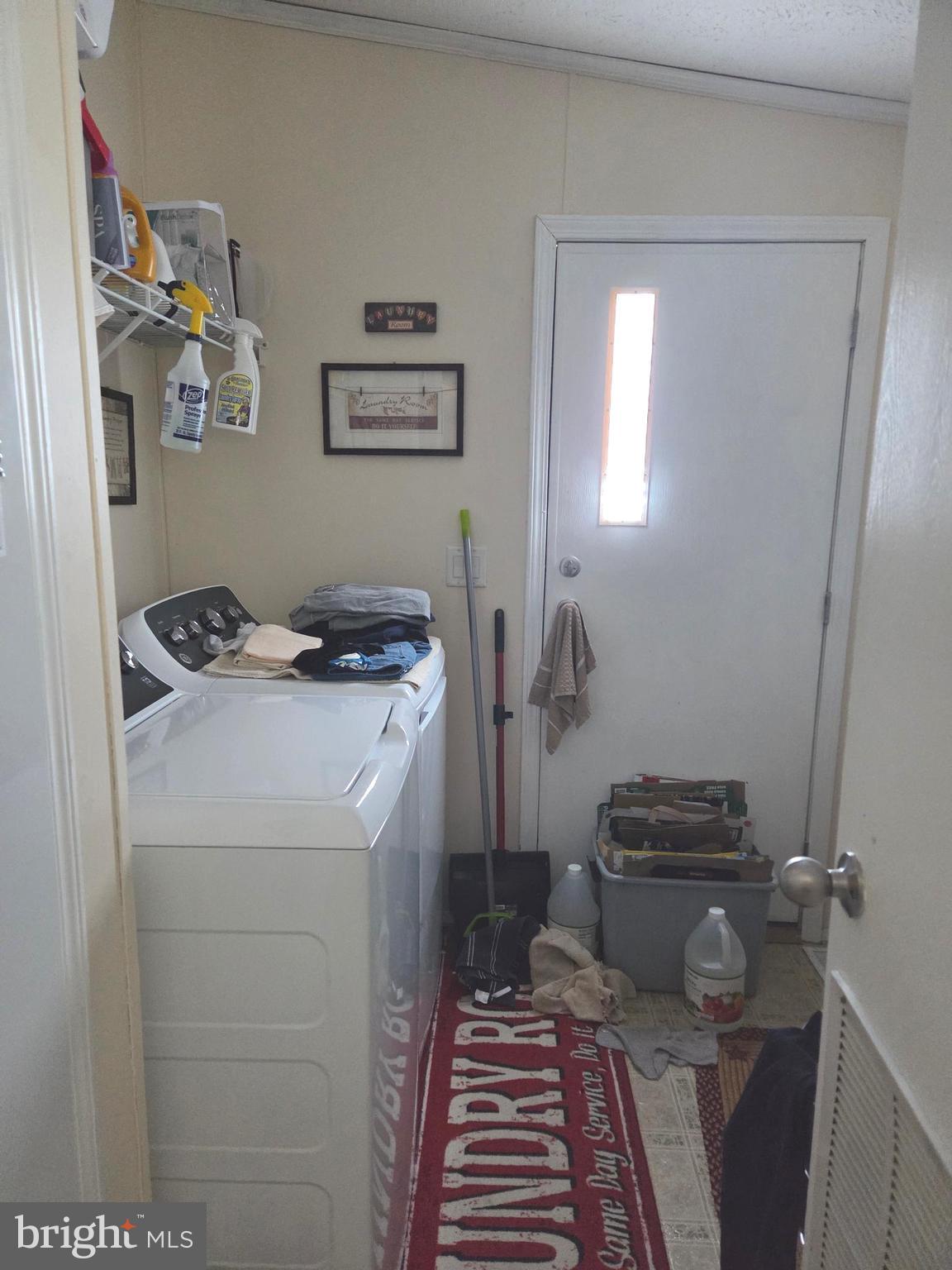 HEBRON WOODS - Residential