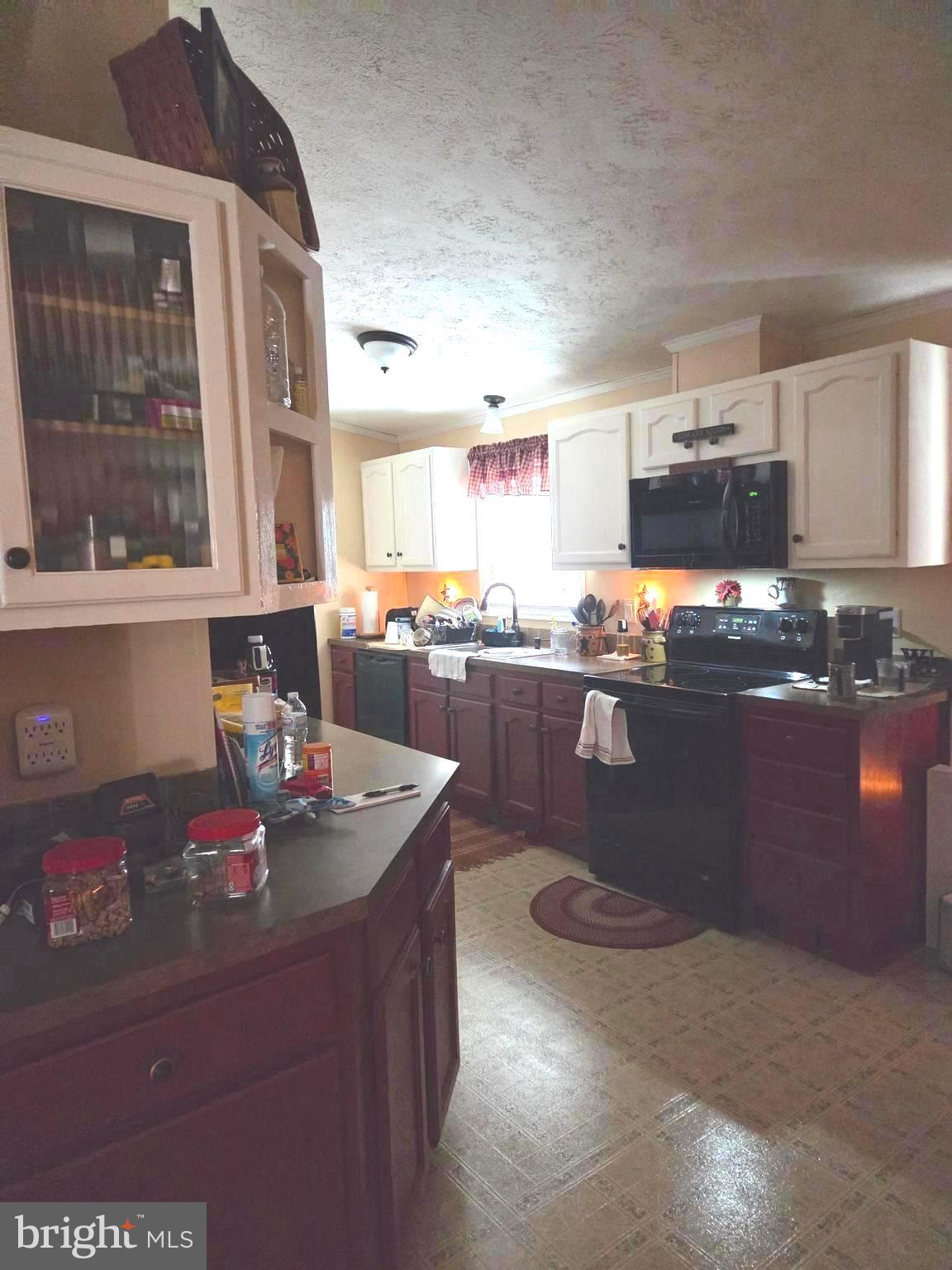 HEBRON WOODS - Residential