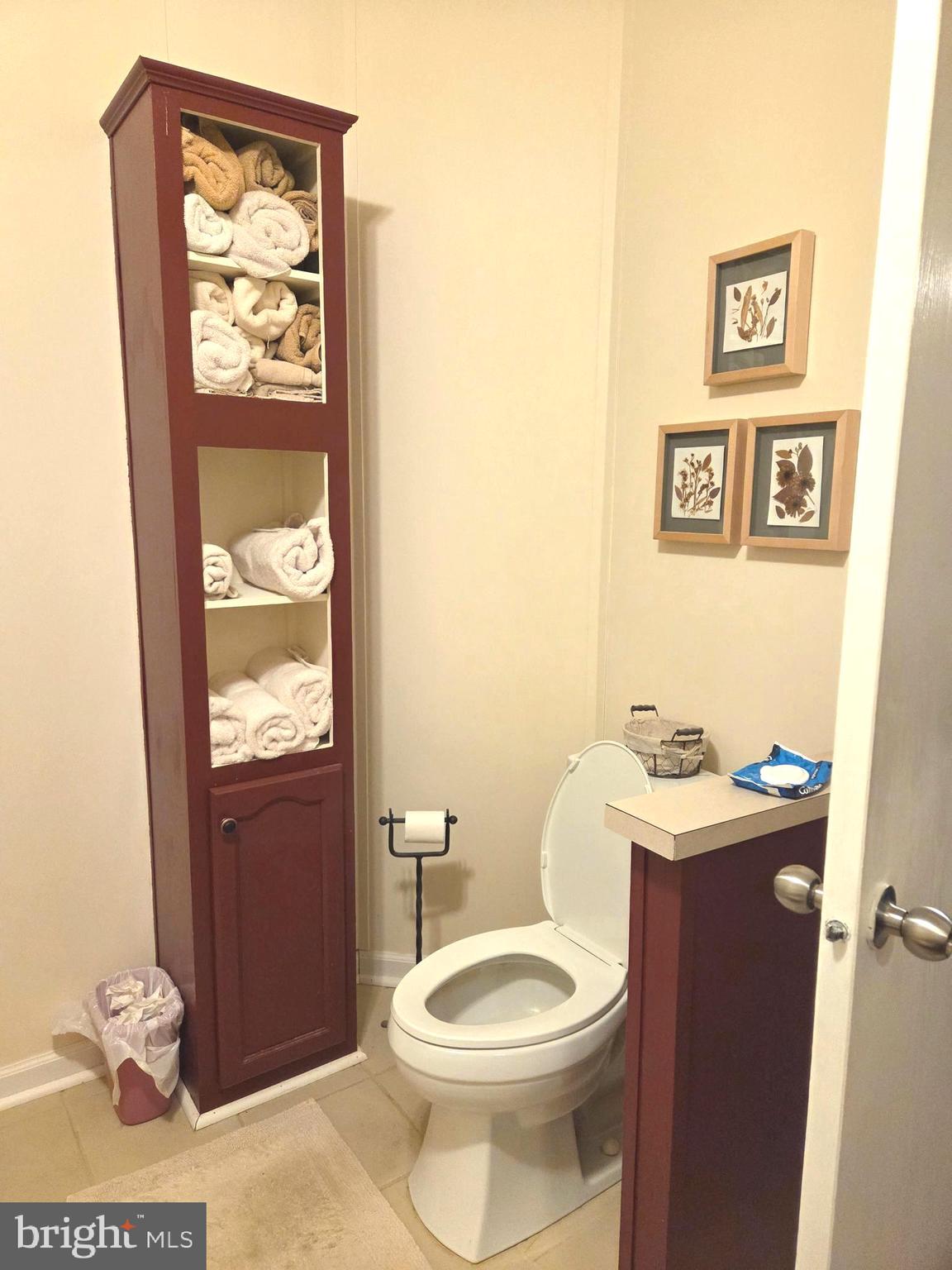 HEBRON WOODS - Residential