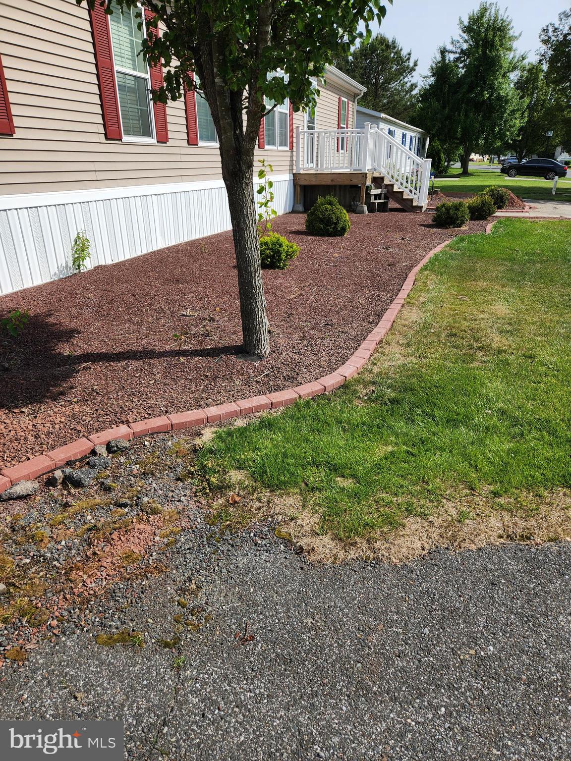 HEBRON WOODS - Residential