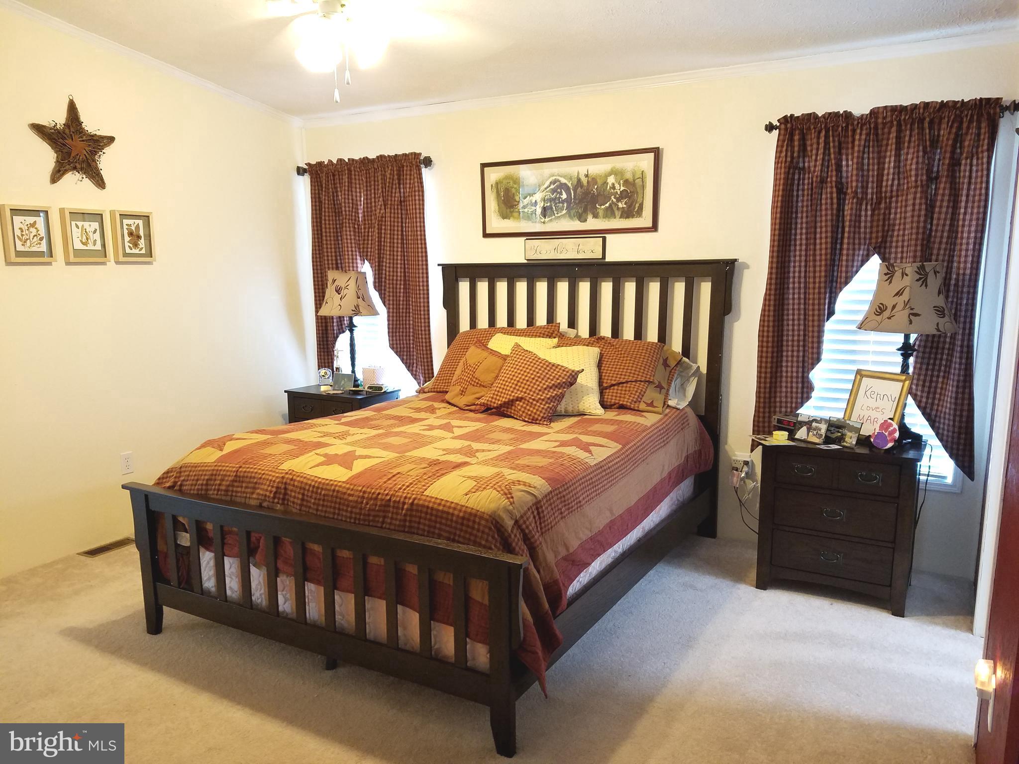 HEBRON WOODS - Residential