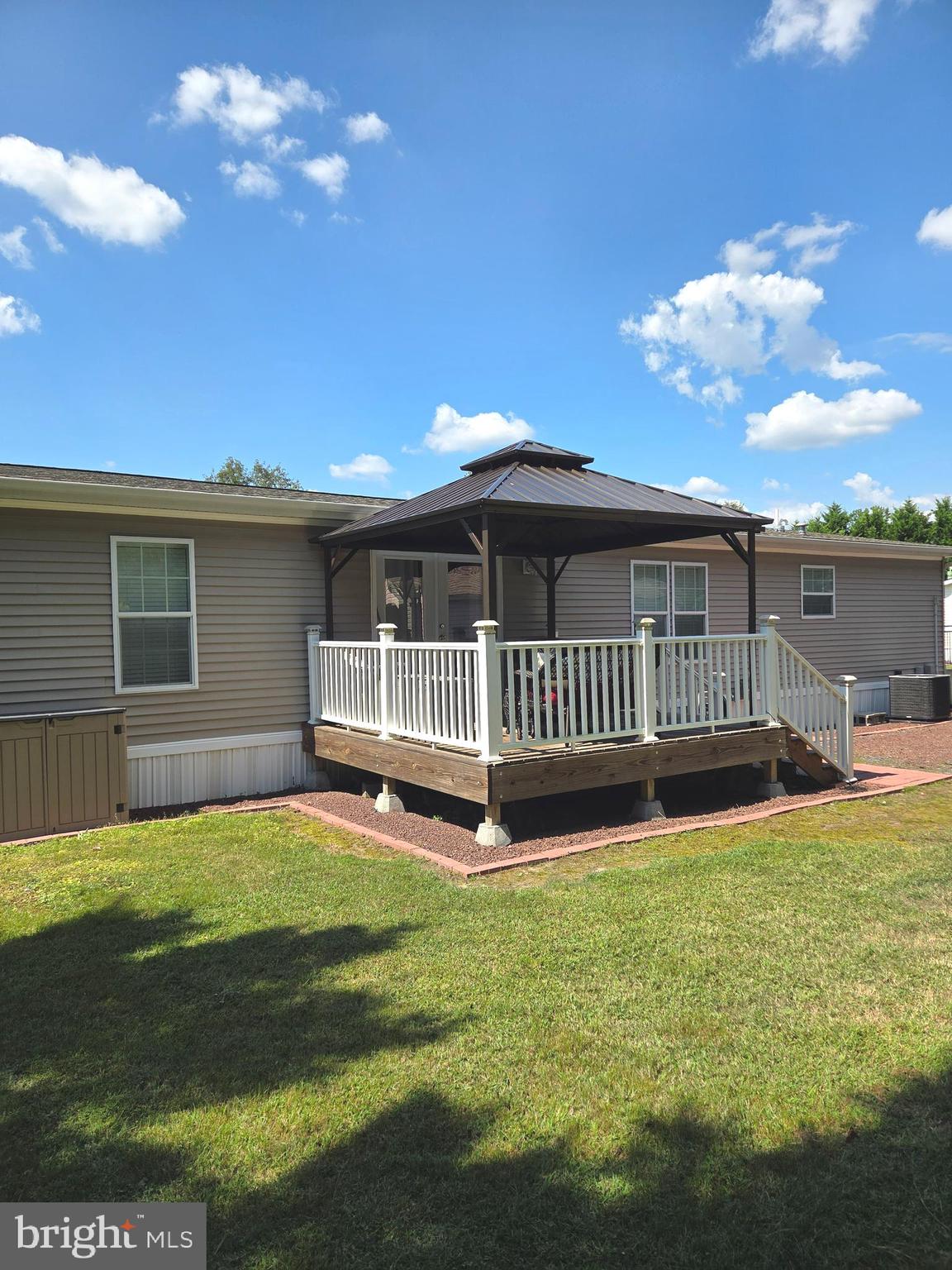 HEBRON WOODS - Residential