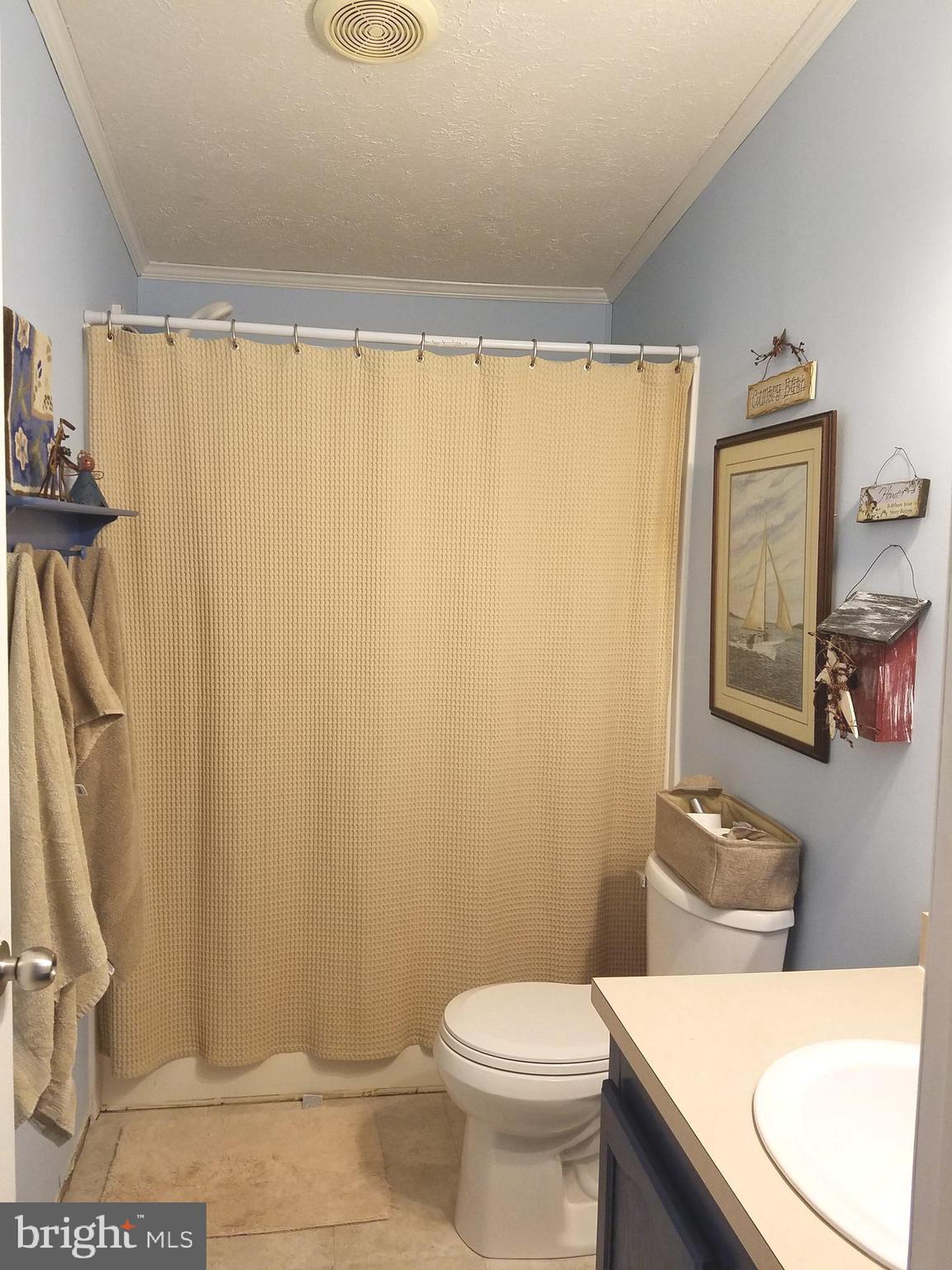 HEBRON WOODS - Residential