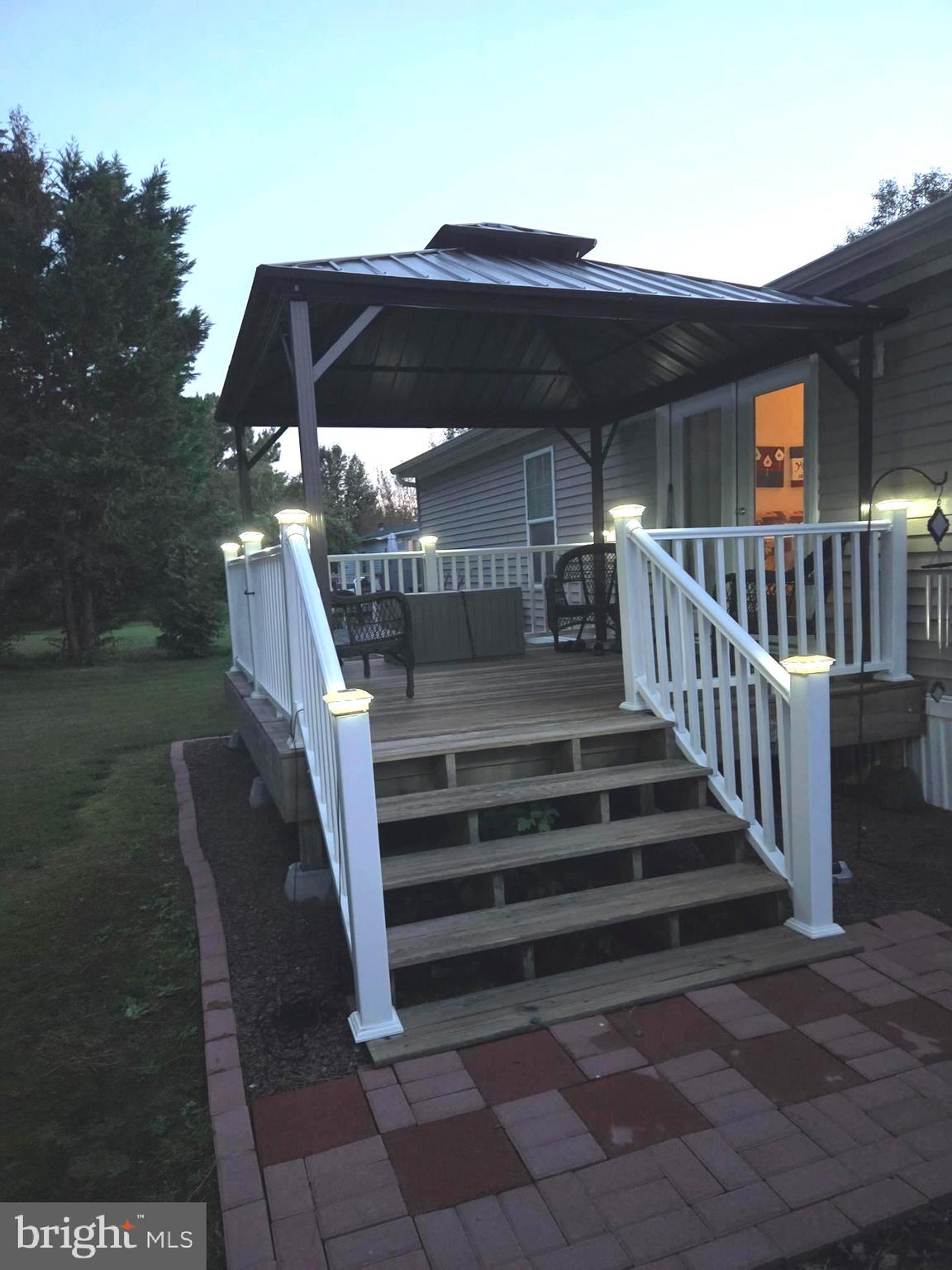 HEBRON WOODS - Residential