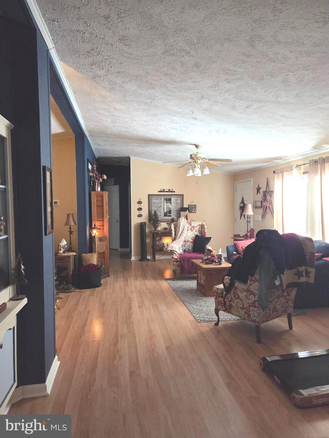 HEBRON WOODS - Residential