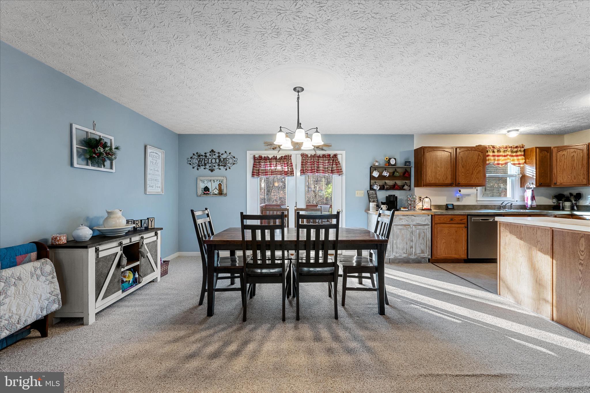 LAKE HOLIDAY ESTATES - Residential