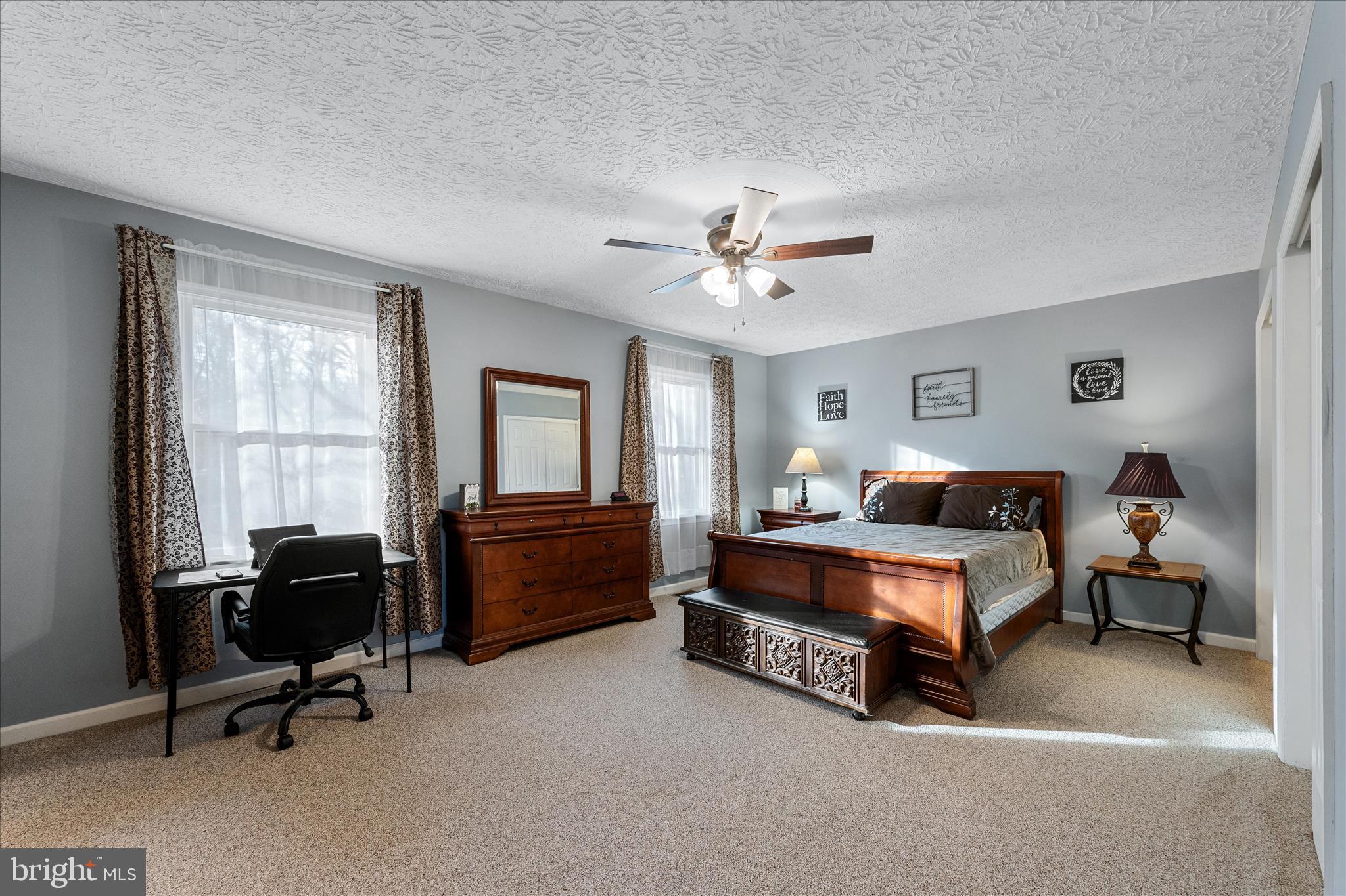 LAKE HOLIDAY ESTATES - Residential