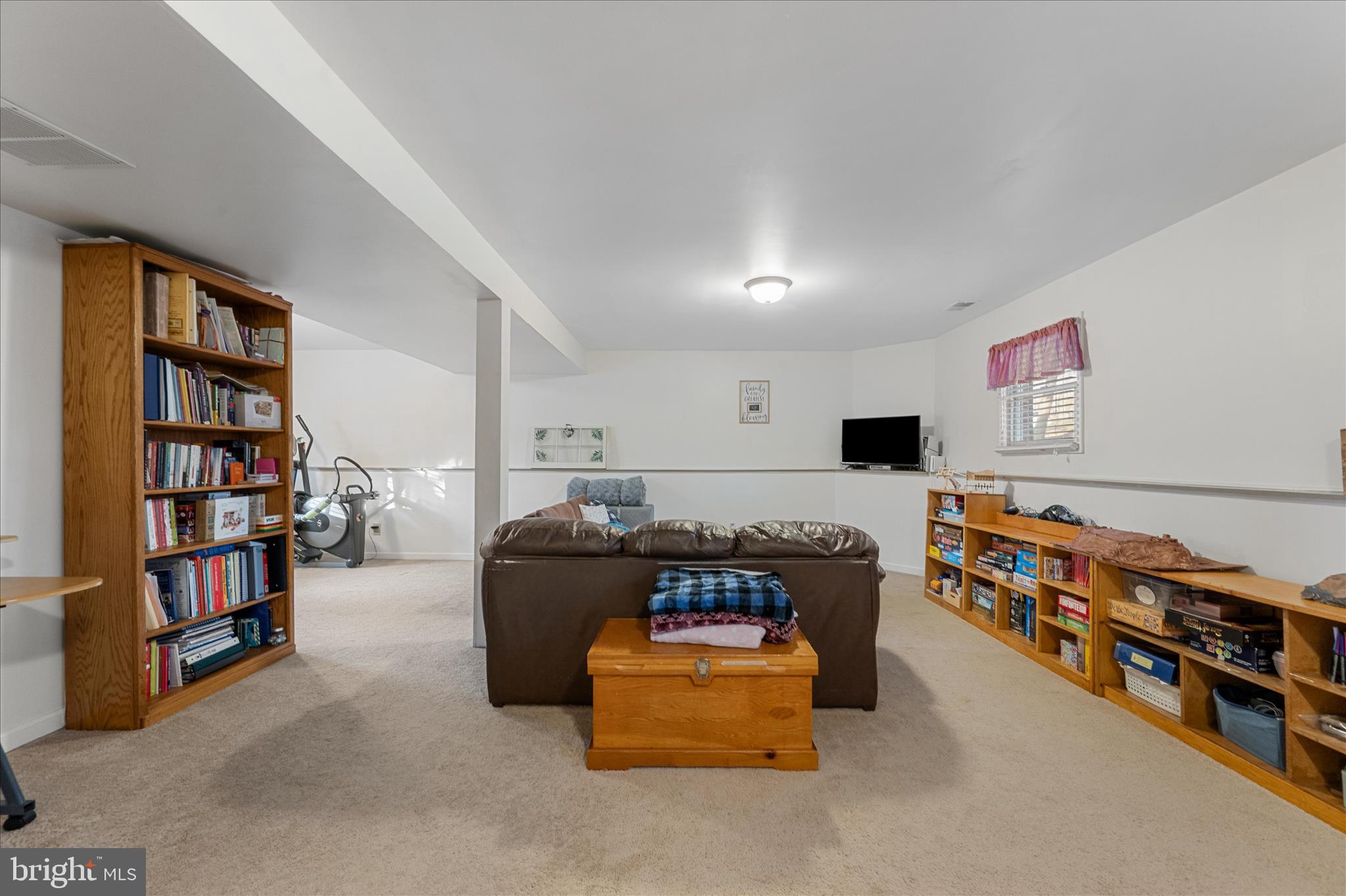 LAKE HOLIDAY ESTATES - Residential