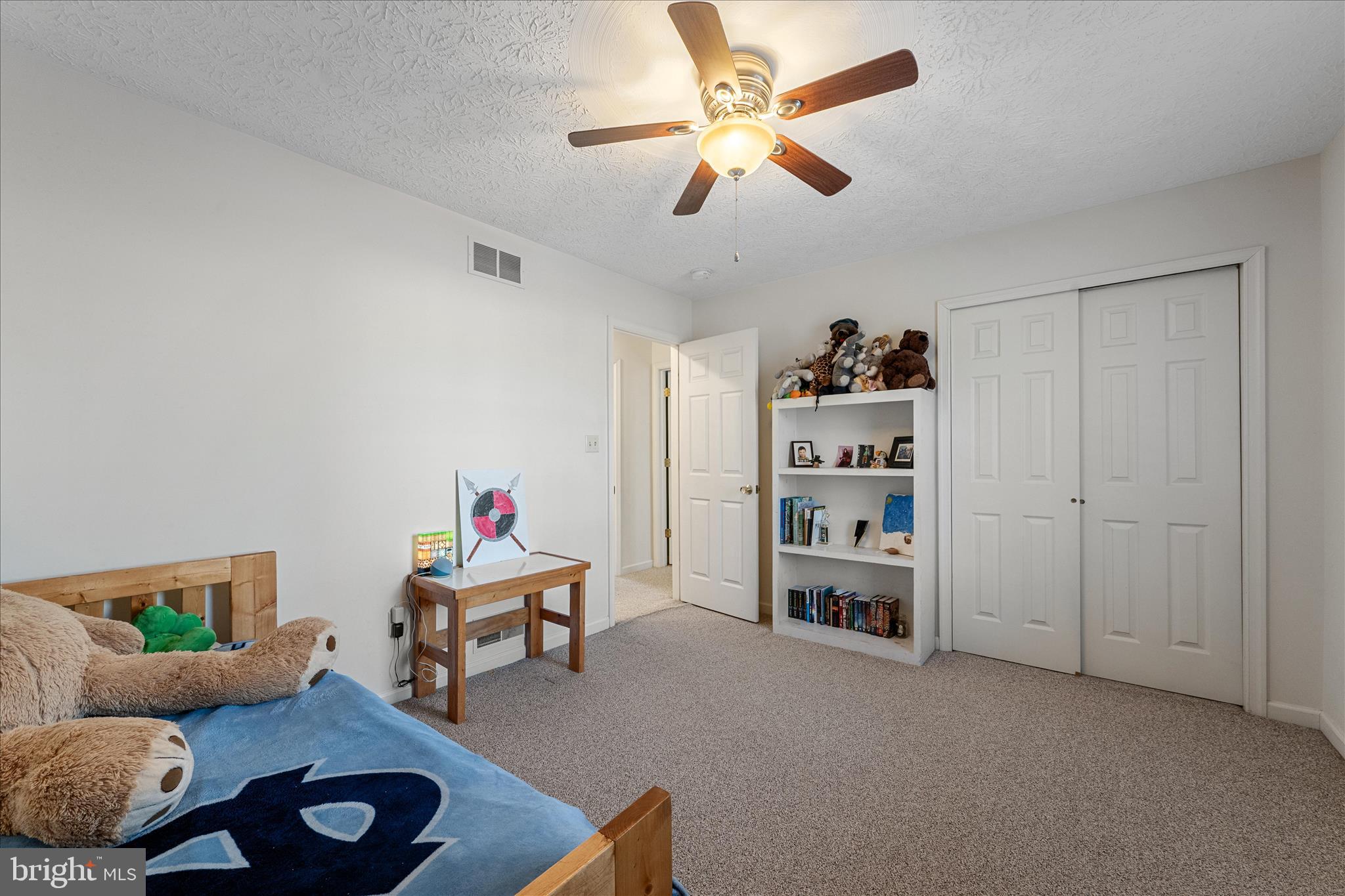 LAKE HOLIDAY ESTATES - Residential