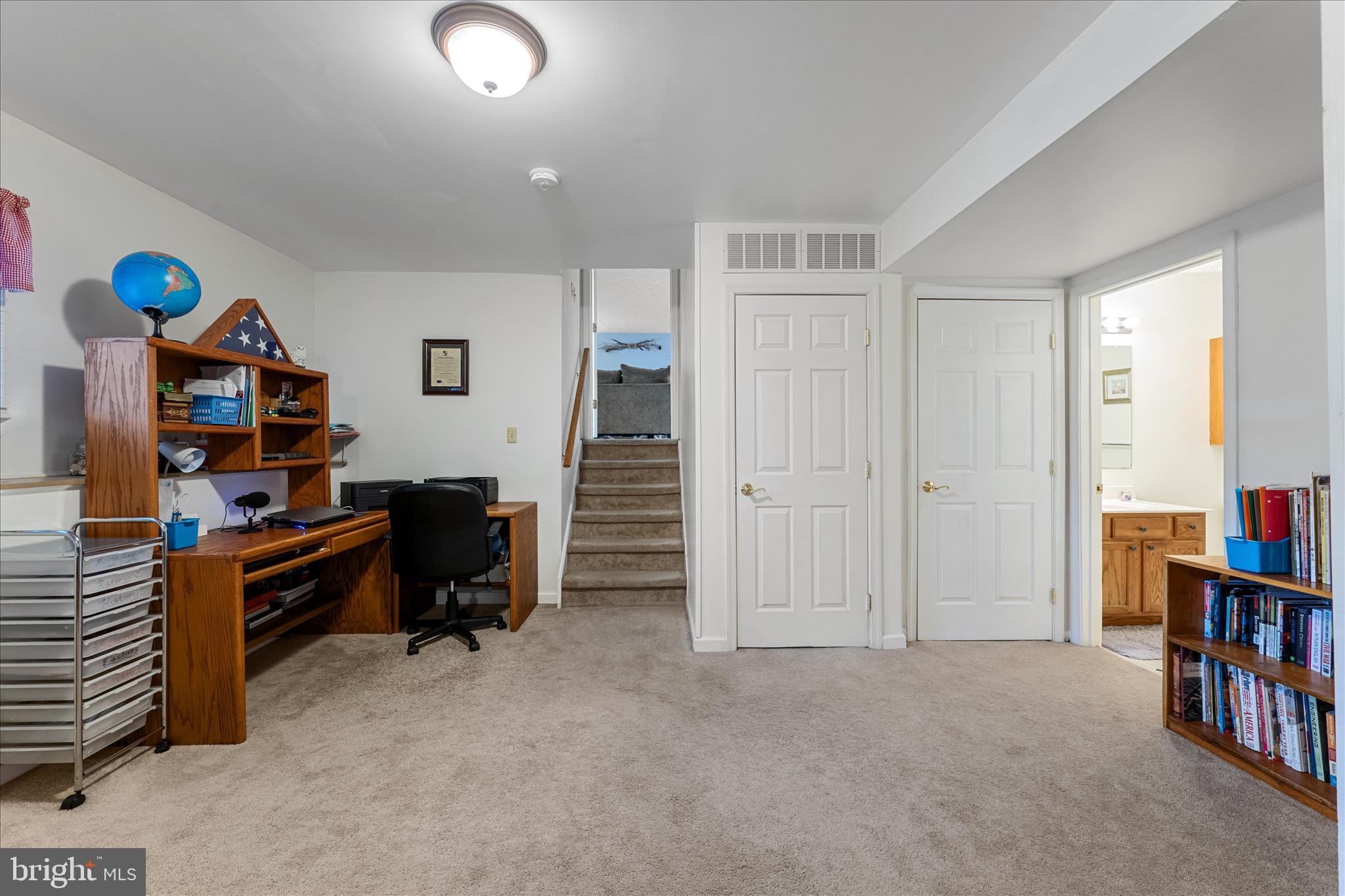 LAKE HOLIDAY ESTATES - Residential