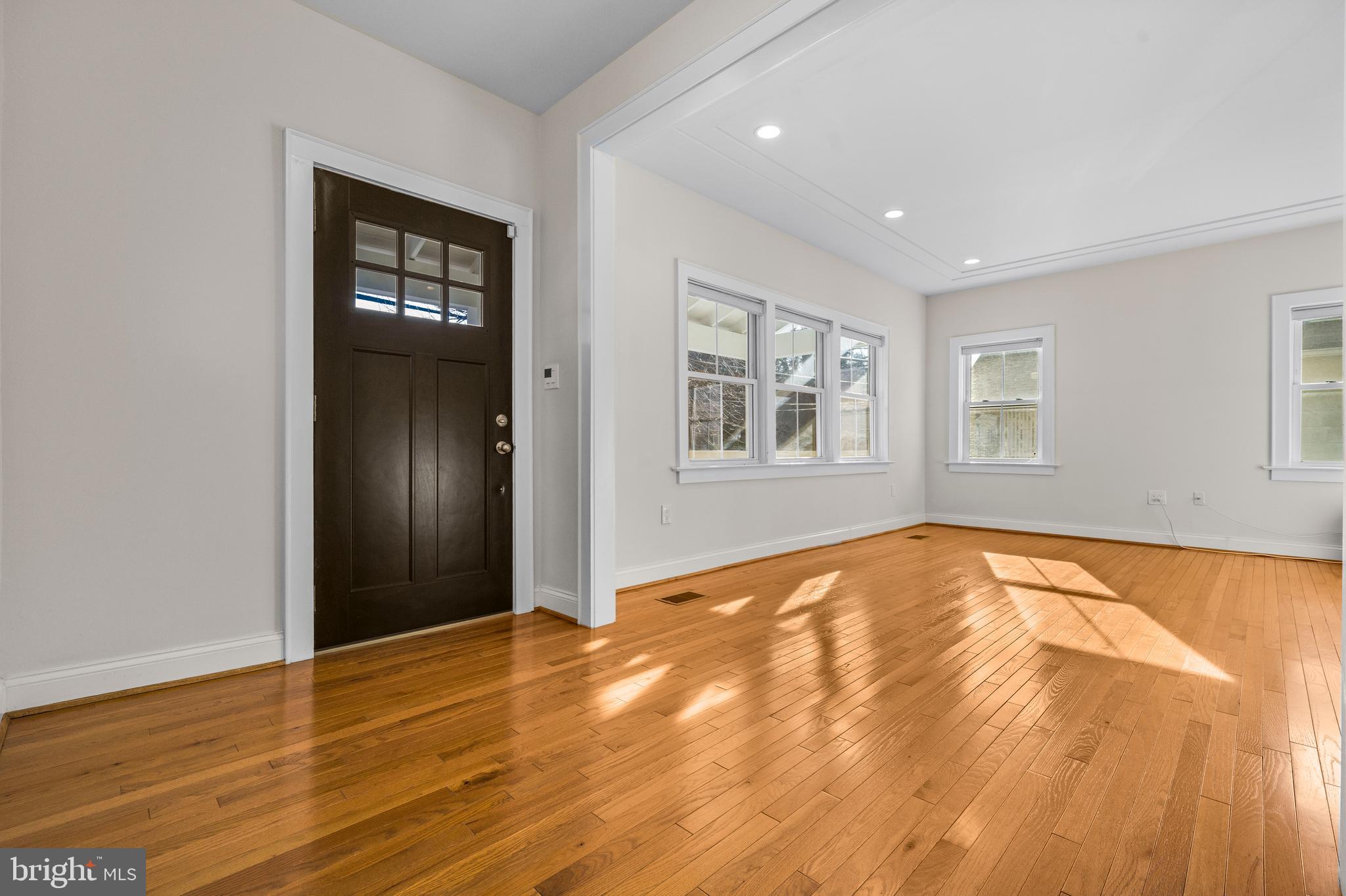 SILVER SPRING - Residential