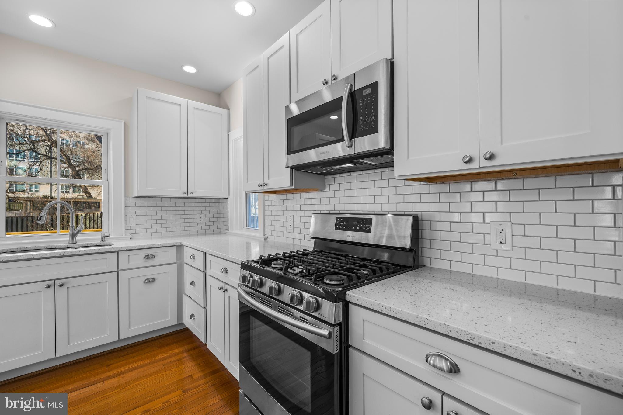 SILVER SPRING - Residential