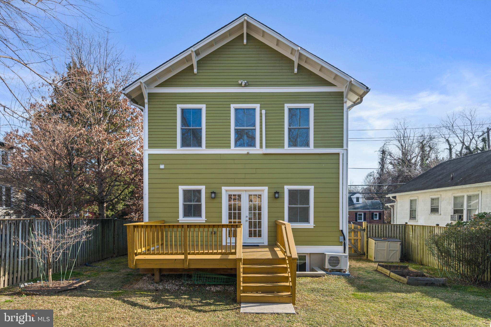 SILVER SPRING - Residential