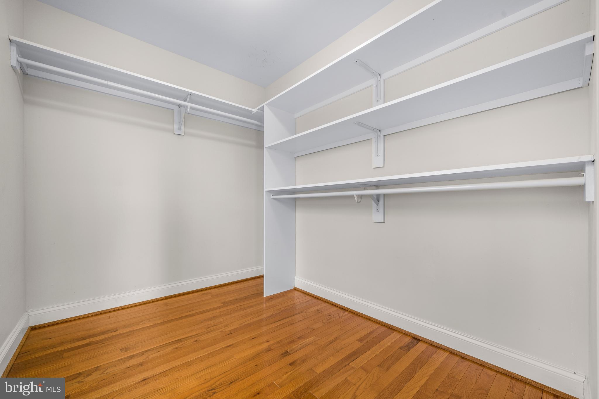 SILVER SPRING - Residential