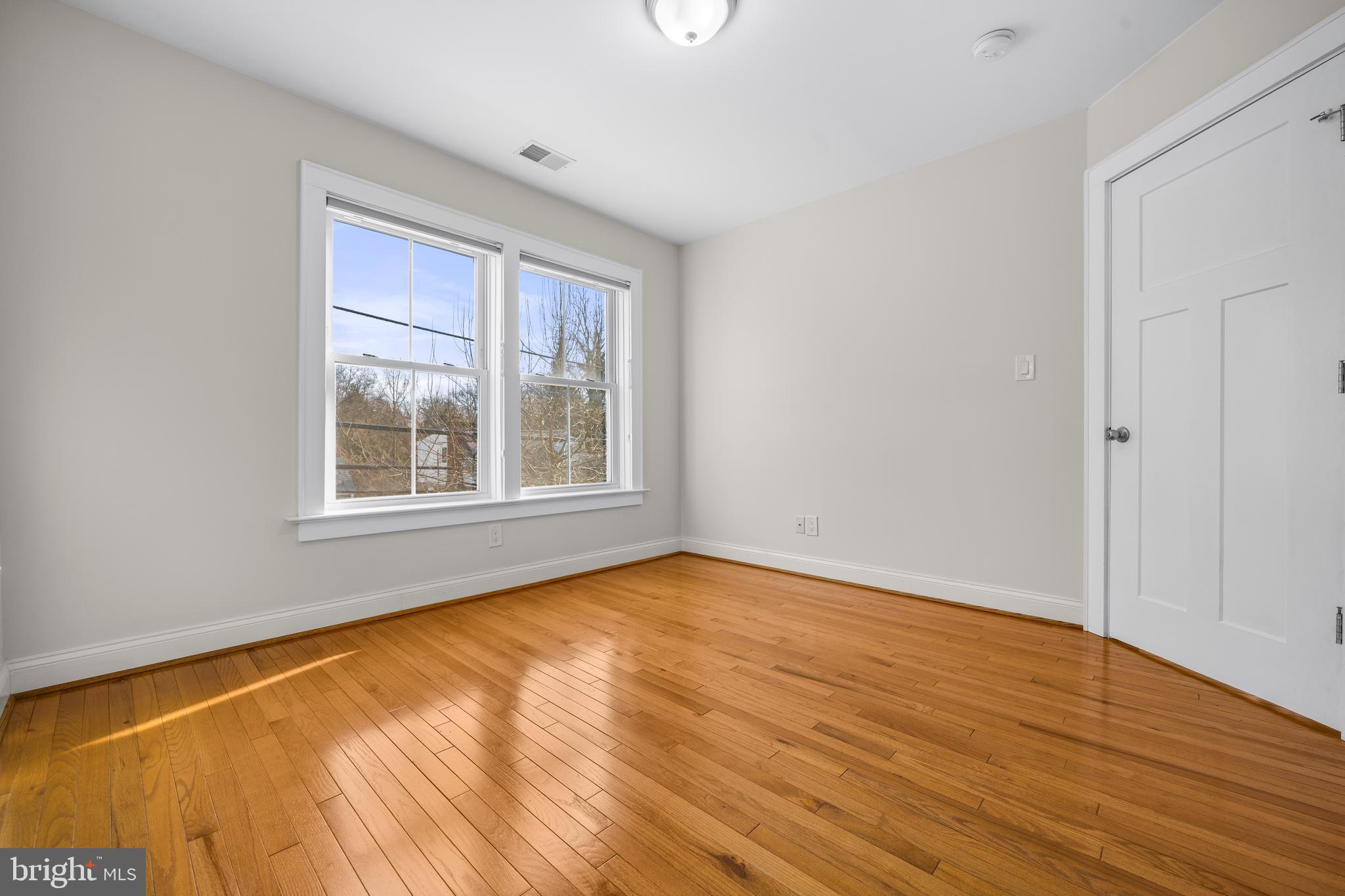 SILVER SPRING - Residential